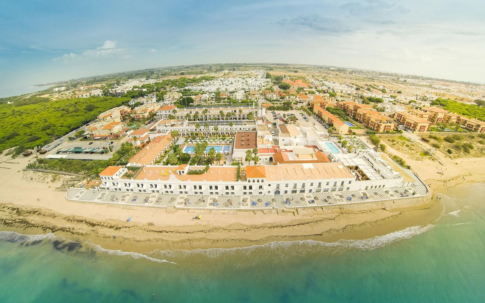 Vista Exterior Playa De La Luz Hotel