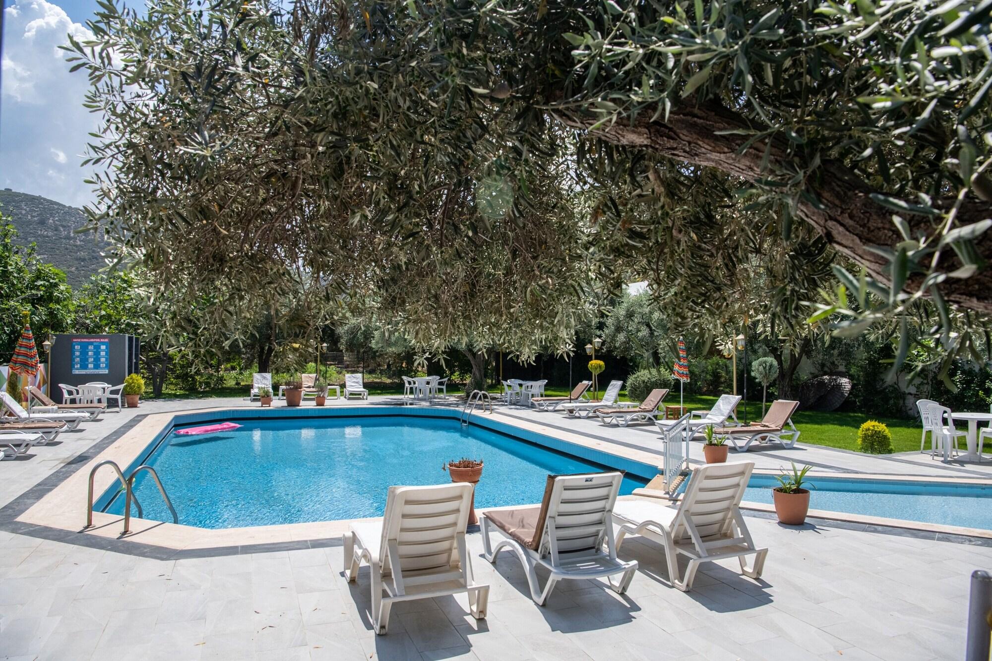 Varios Bulut Garden Boutique Hotel