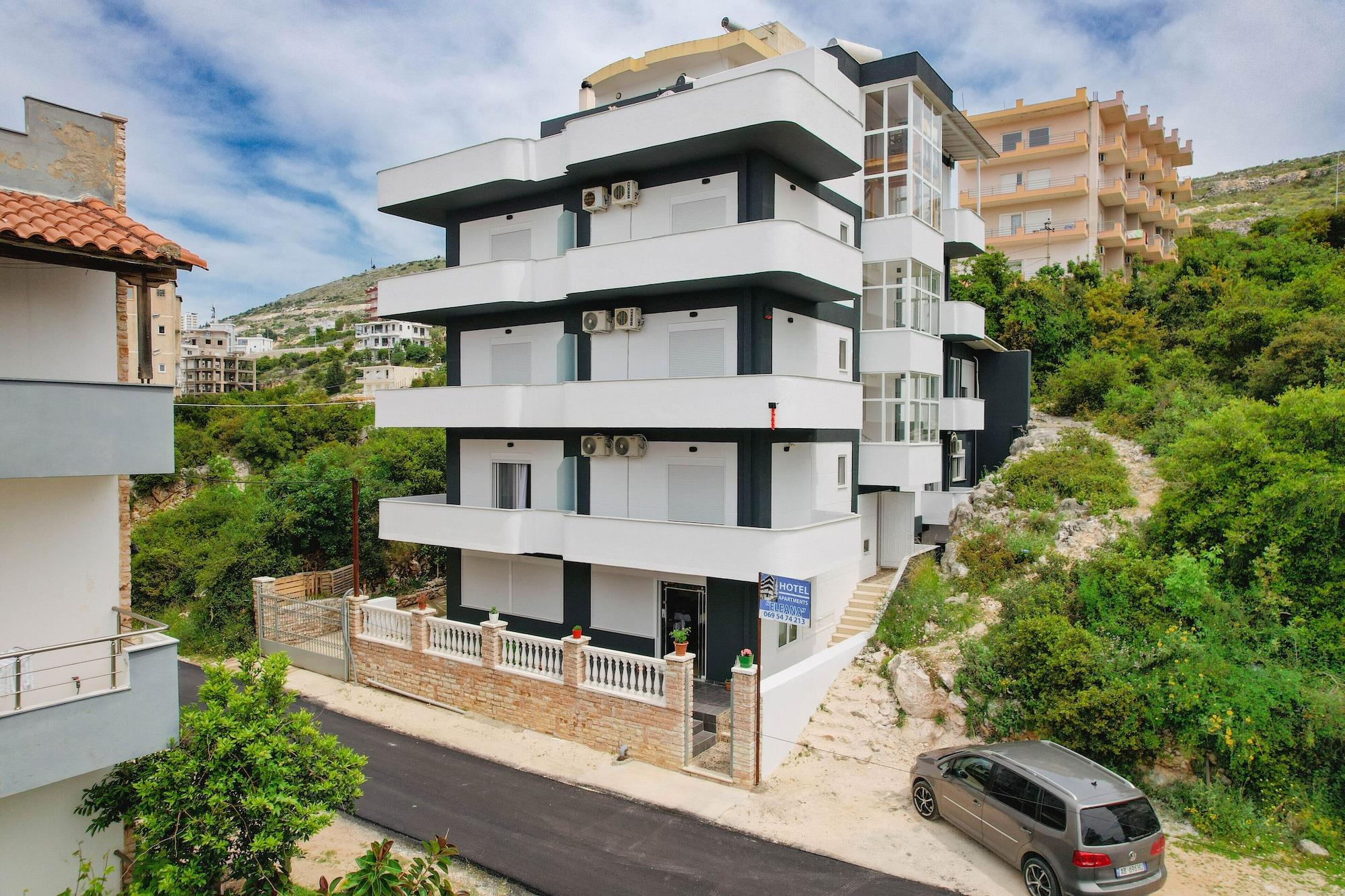 Varios Hotel Eleana