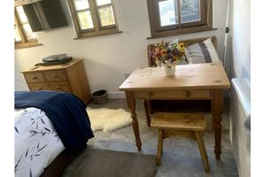 Alquiler Vacacional - Stable Conversion in Tranquil Gardens and Farmland
