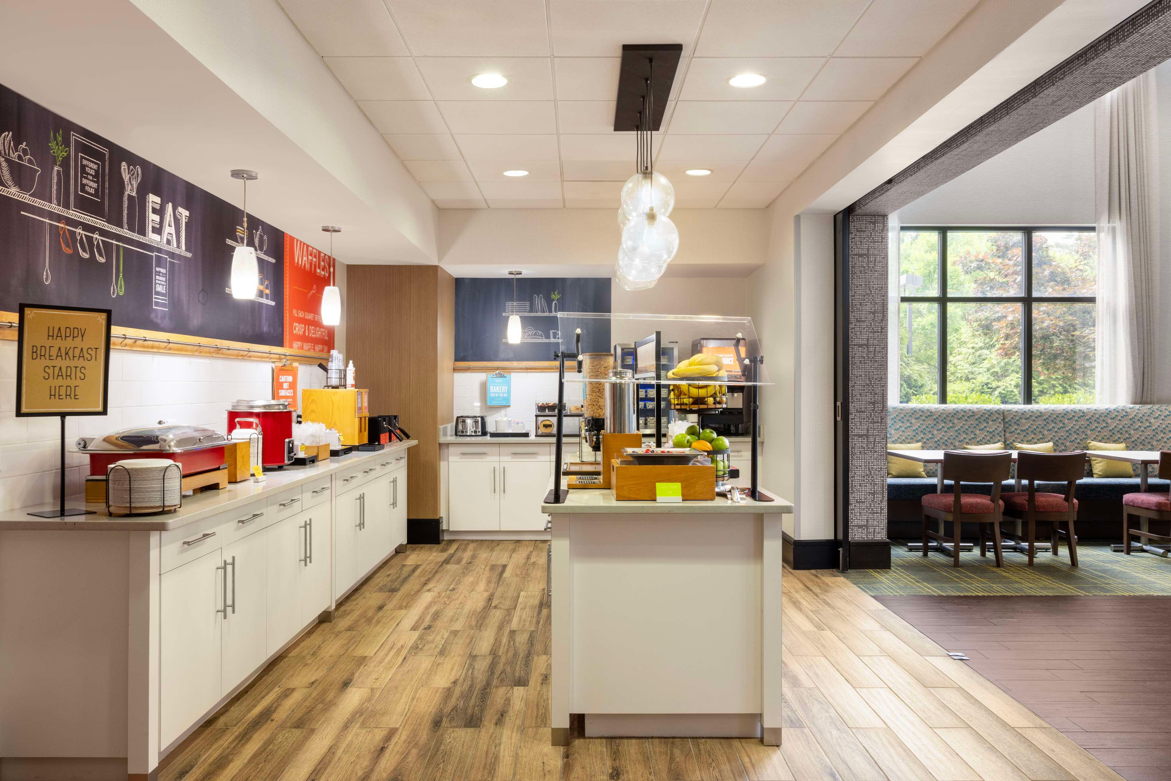 Restaurant Hampton Inn & Suites Birmingham/280 East-Eagle Point