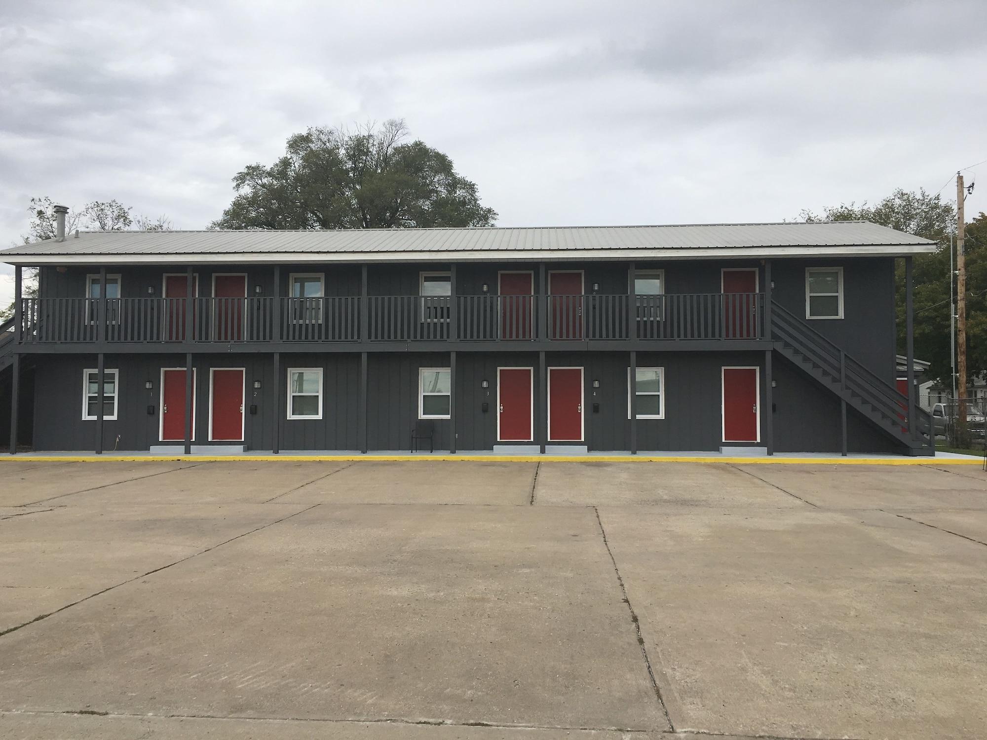 Vista Exterior Tower Extended Stay Suites