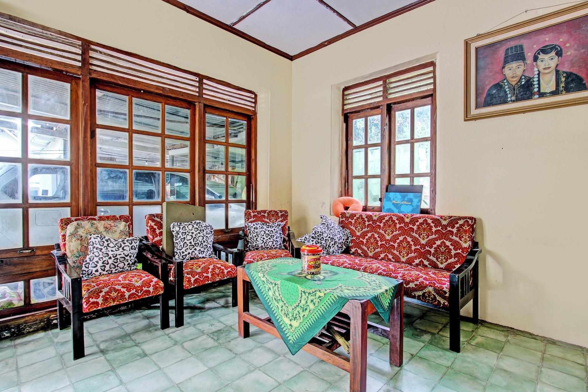 Vista Lobby SPOT ON 93592 Pondok Backpackers Ardafa JogjaNearBlue Lagoon Jogja