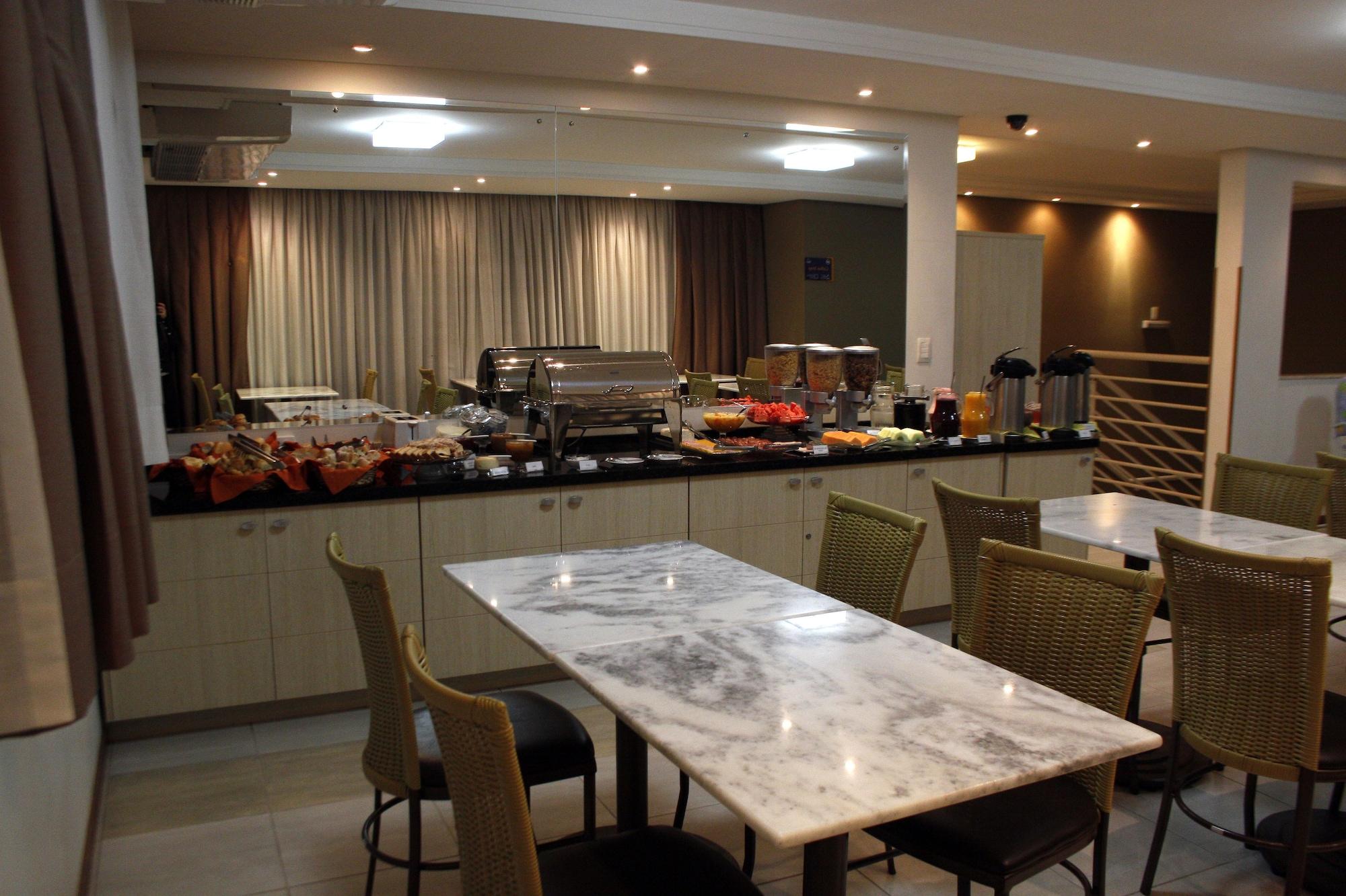 Restaurant Barigui Park Hotel
