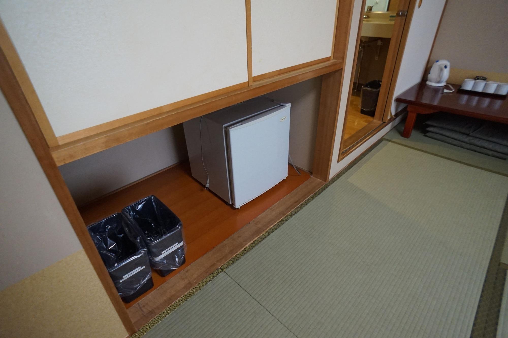 Set de Habitación Annex Katsutaro Ryokan