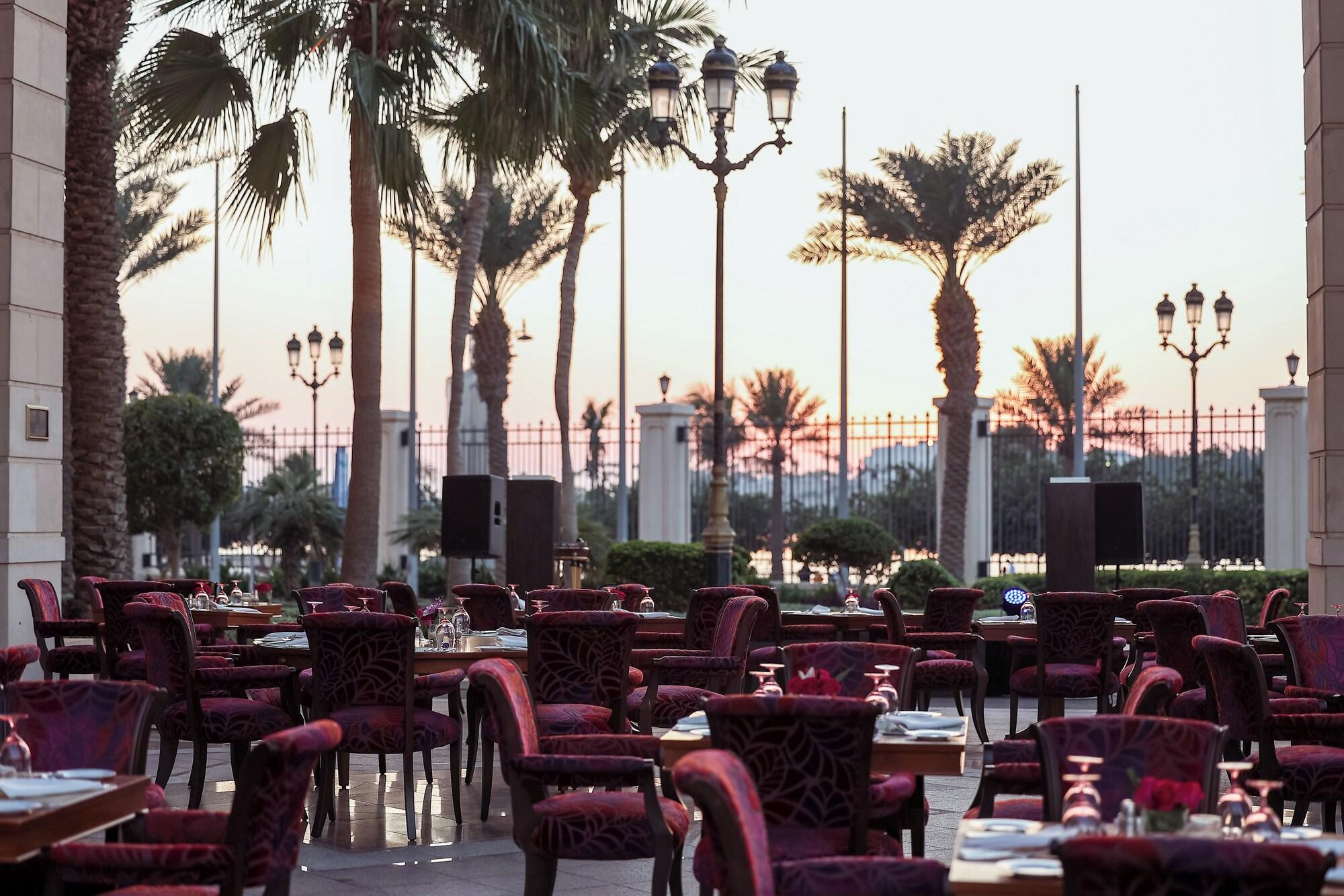 Restaurant The Ritz-Carlton, Jeddah