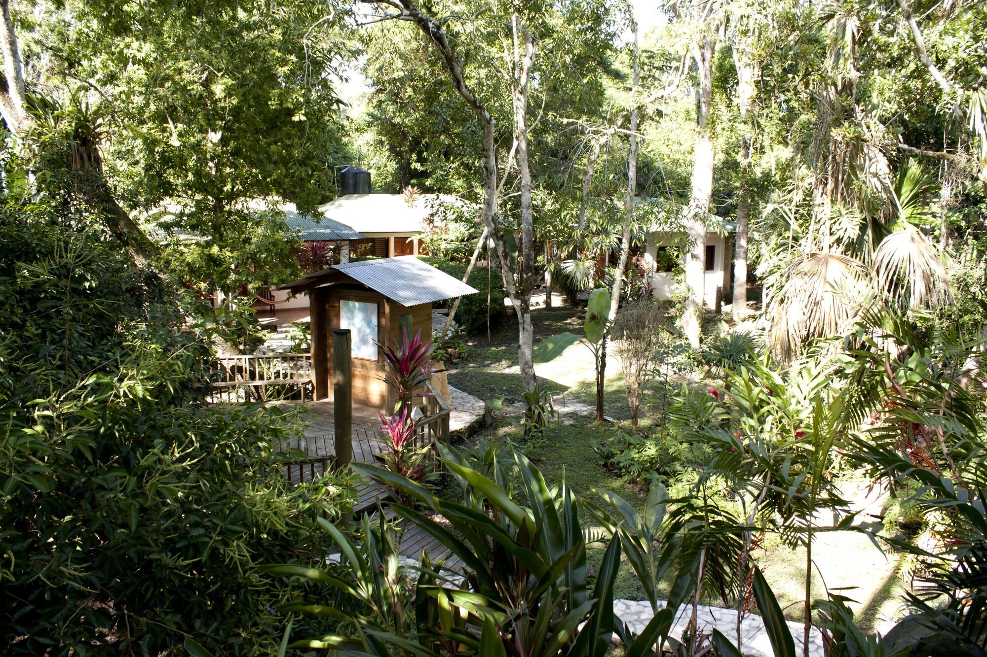 Vista Exterior Hotel Jaguar Inn Tikal