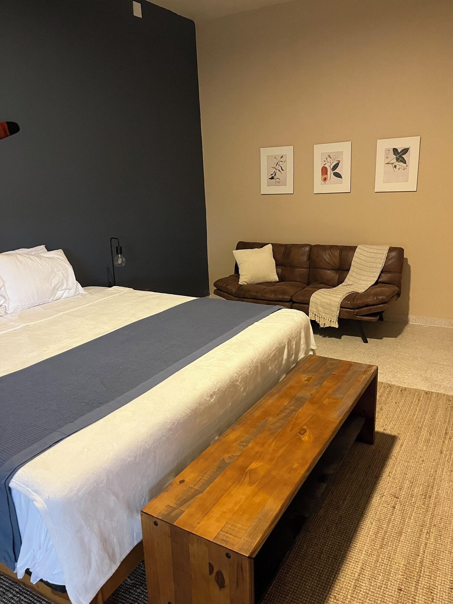 Varios Aguadilla Surf Lodge