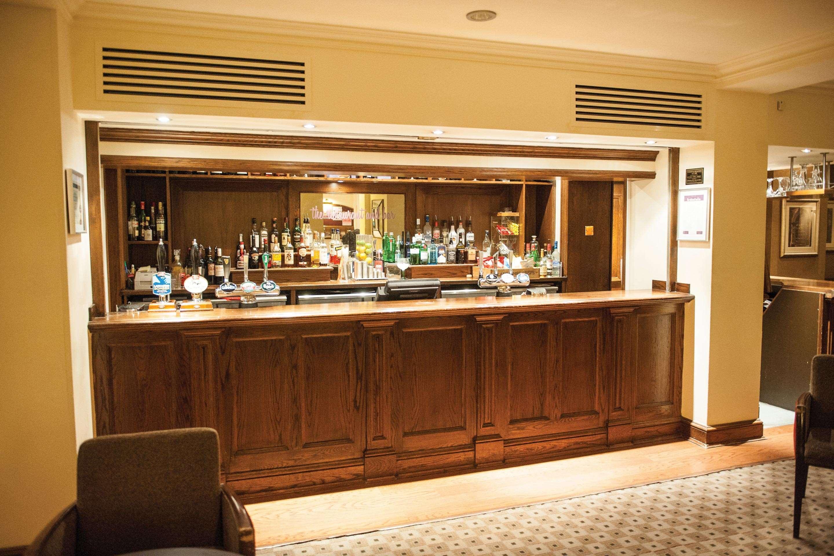 Bar/Salón Kettering Park & Spa