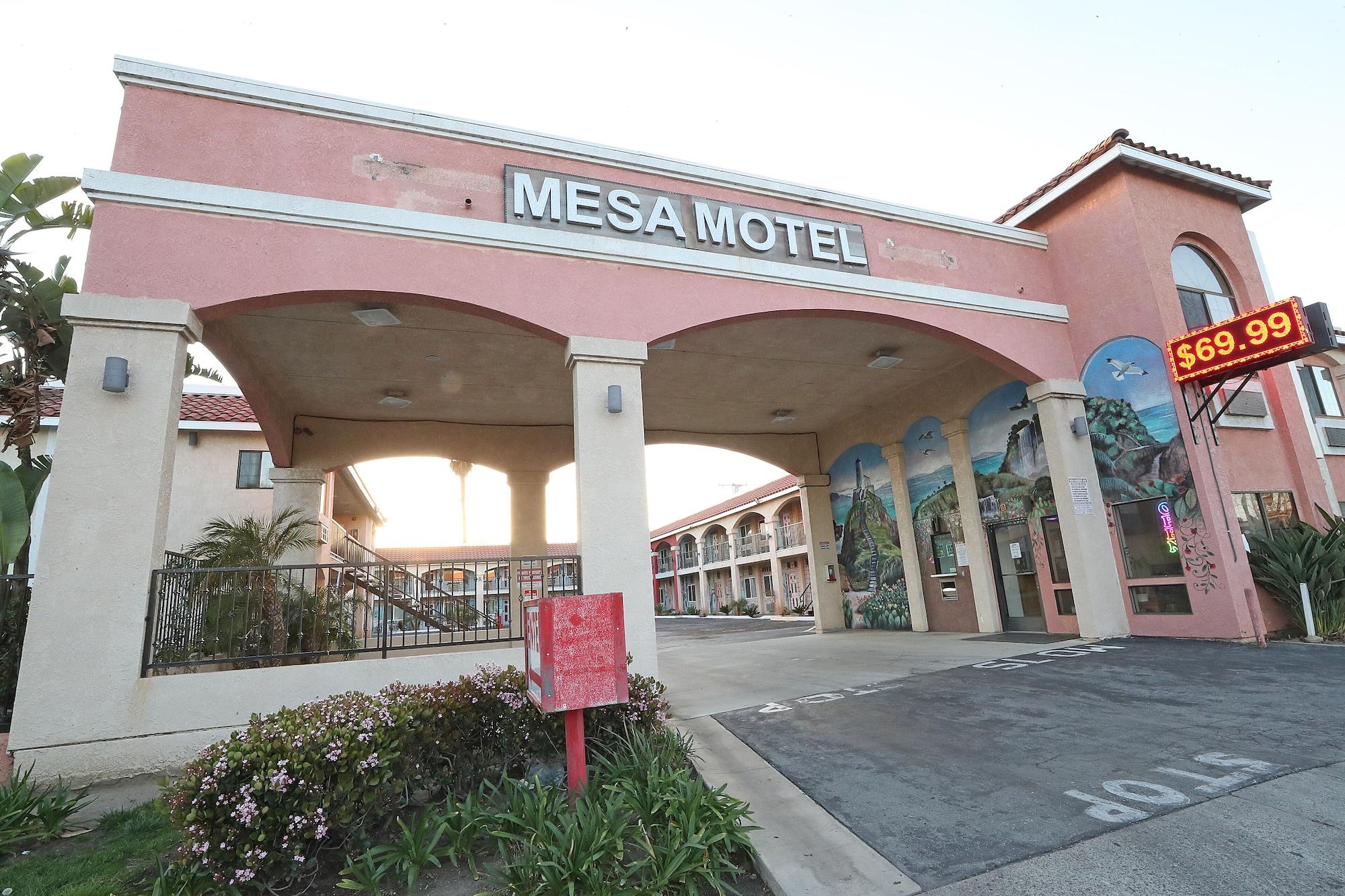 Varios Mesa Motel