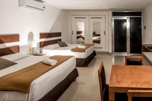 Alquiler Vacacional - Sunrise 42 Suites by Holiday in Playa