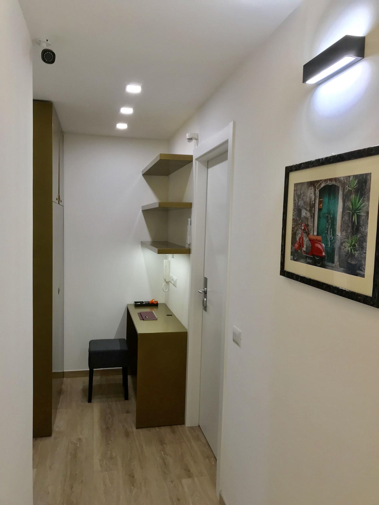 Vista Lobby Roma Vespahouse