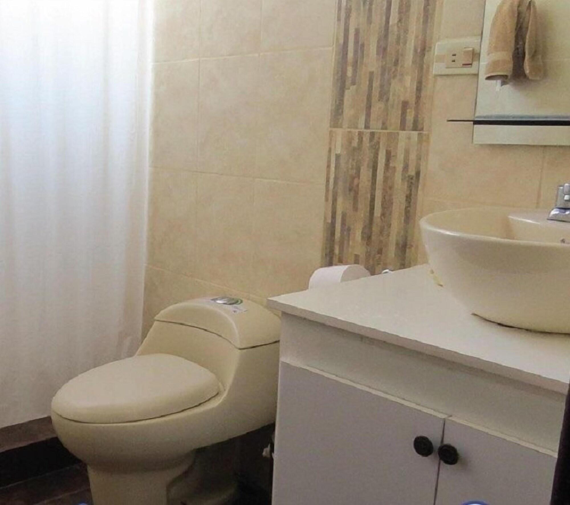 Equipamiento de Habitación Hostal Kawsay