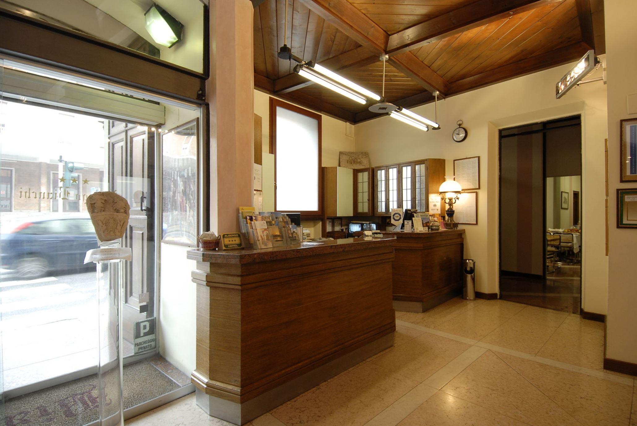 Vista Lobby Albergo Bianchi Stazione