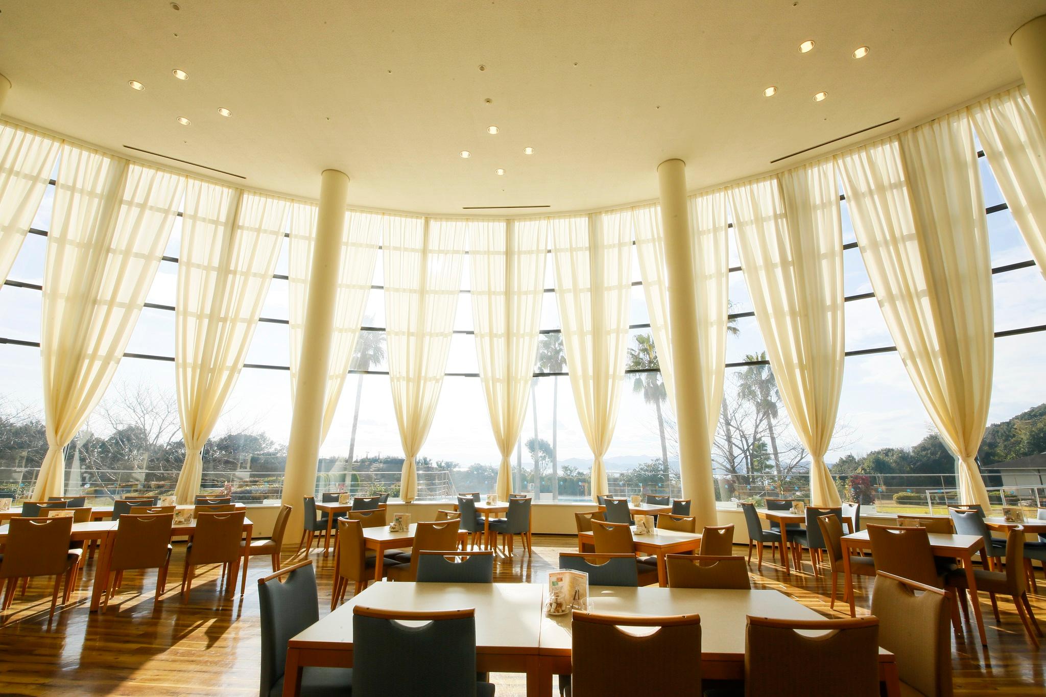 Bar/Salón Grand Mercure Awaji Island Resort & Spa