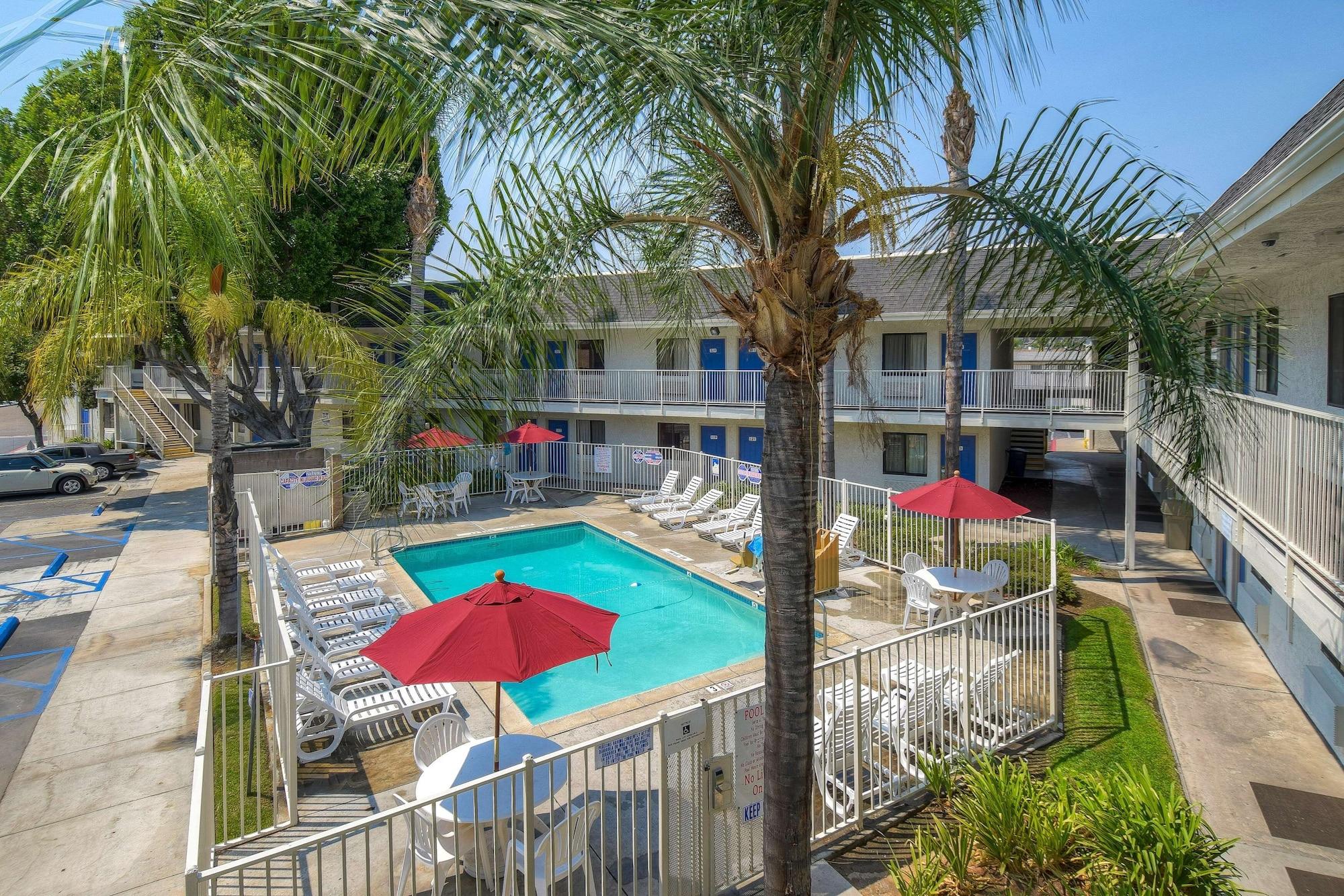 Varios Motel 6 El Cajon, CA - San Diego
