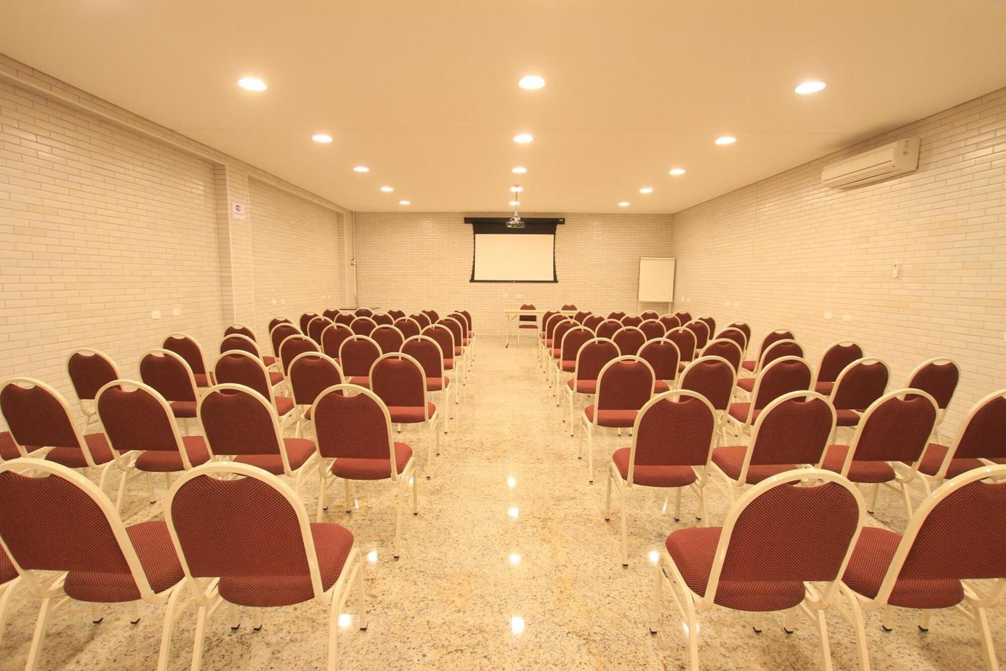 Sala de Reuniones Hotel Confiance Centro Cívico