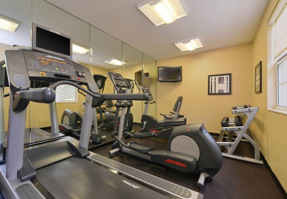 Gimnasio Candlewood Suites Miami Lakes by IHG