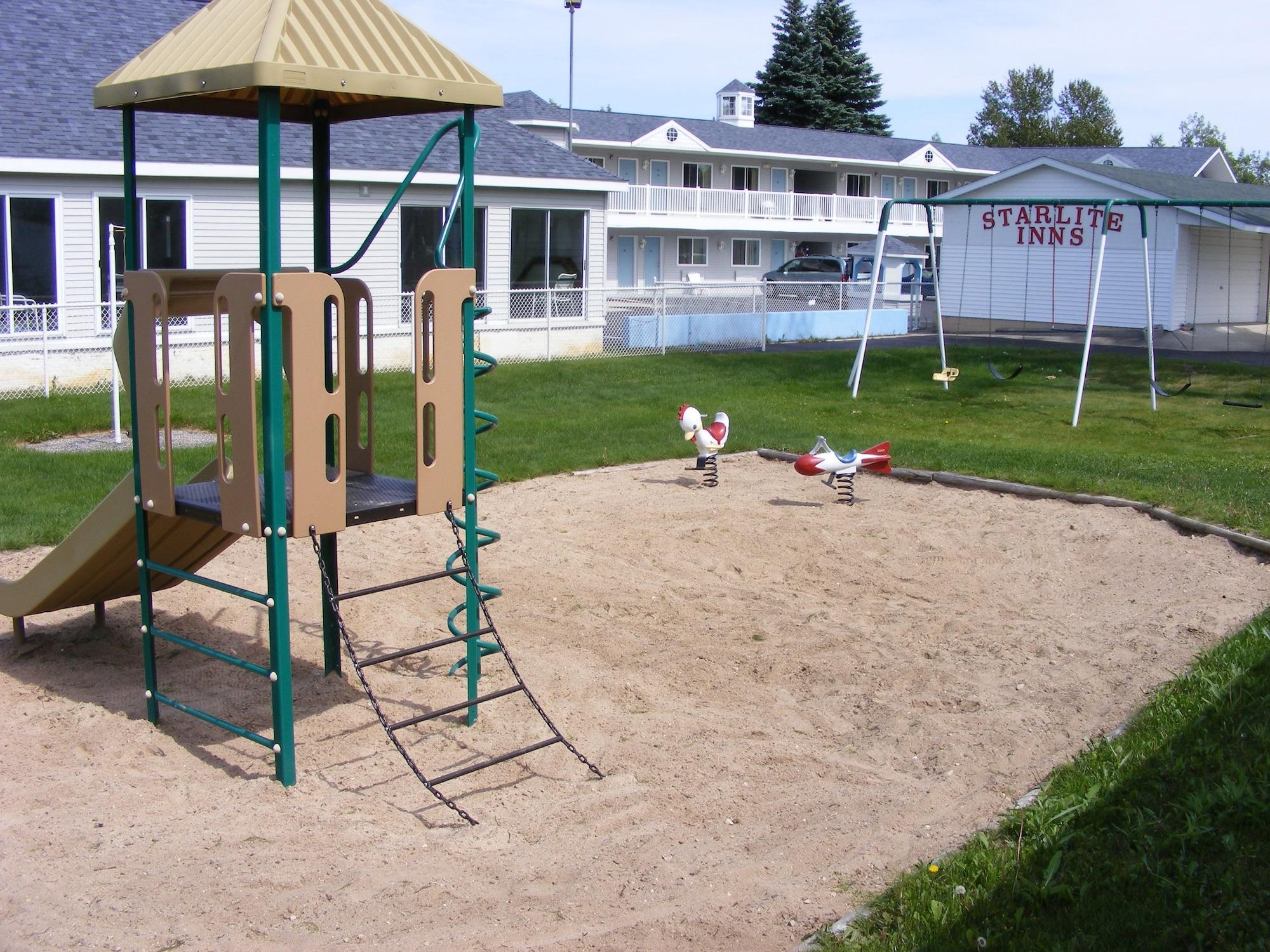 Instalaciones Recreativas Starlite Budget Inn