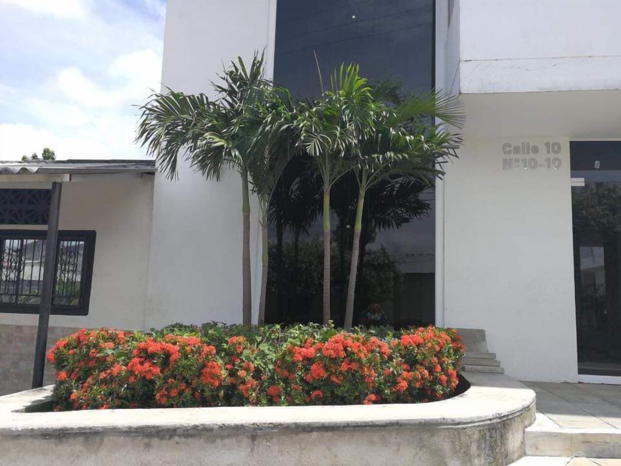 Vista Exterior Hotel Santa Maria Real