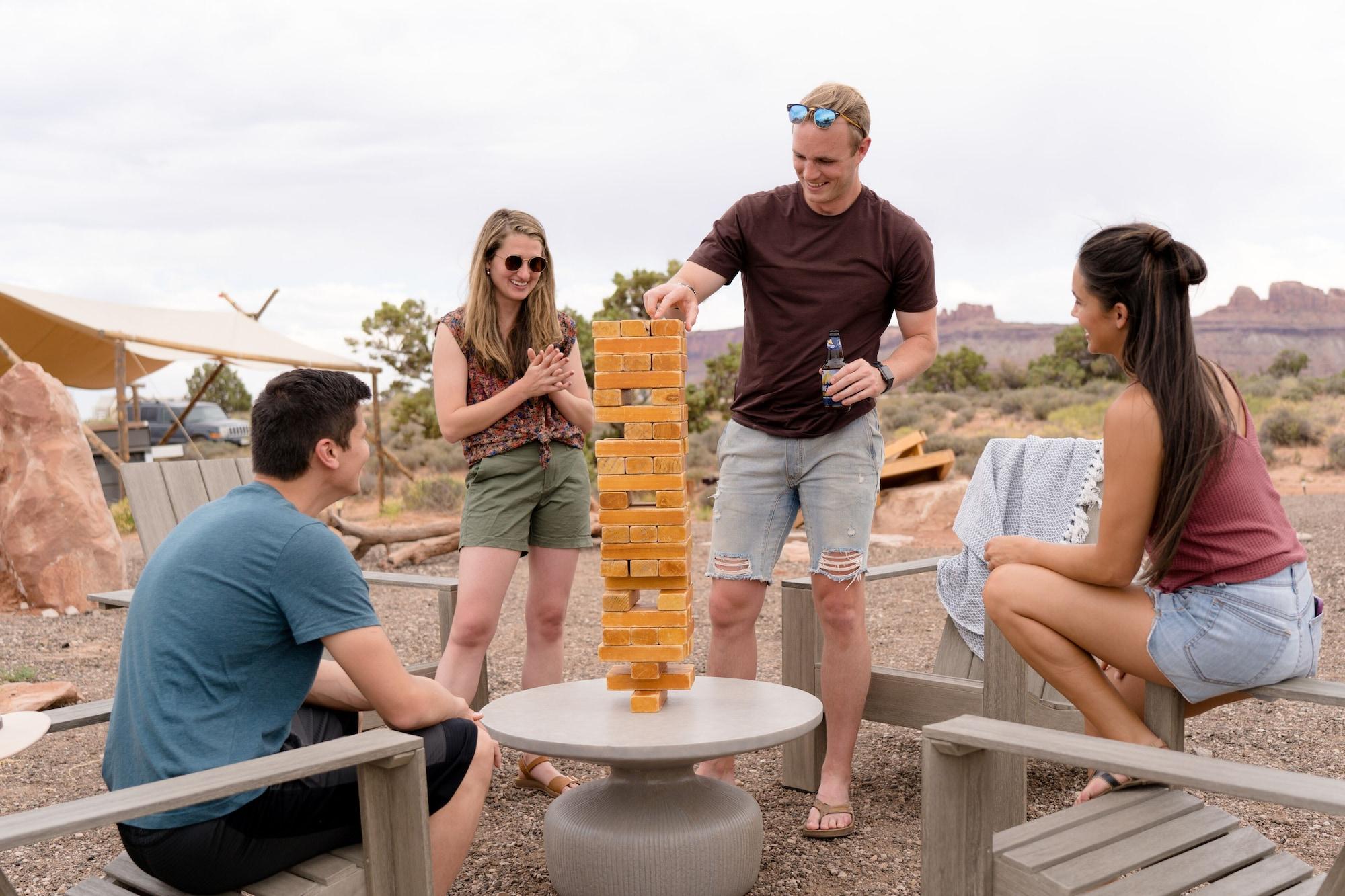 Instalaciones Recreativas Under Canvas Moab