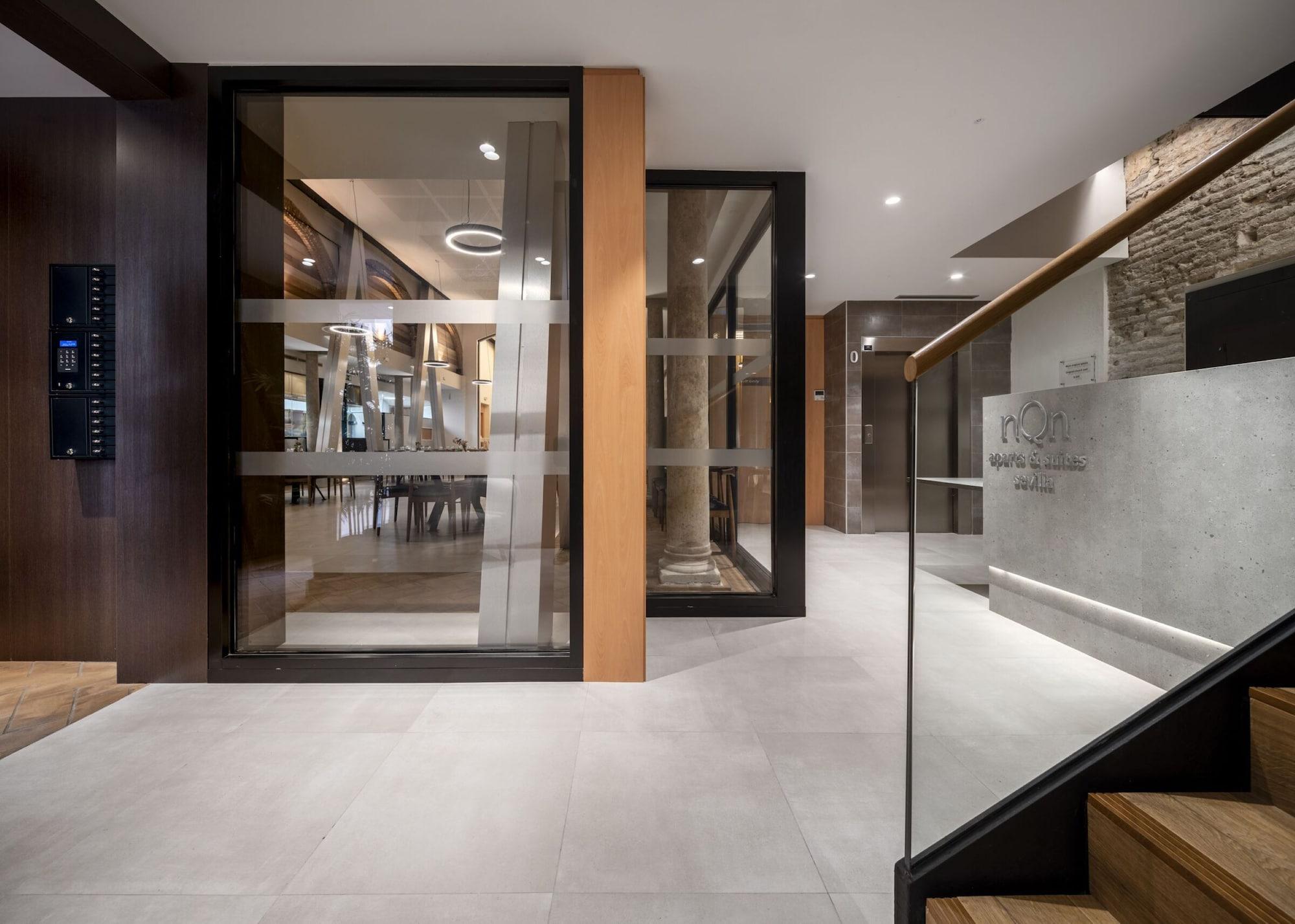 Vista Lobby nQn Aparts & Suites Sevilla