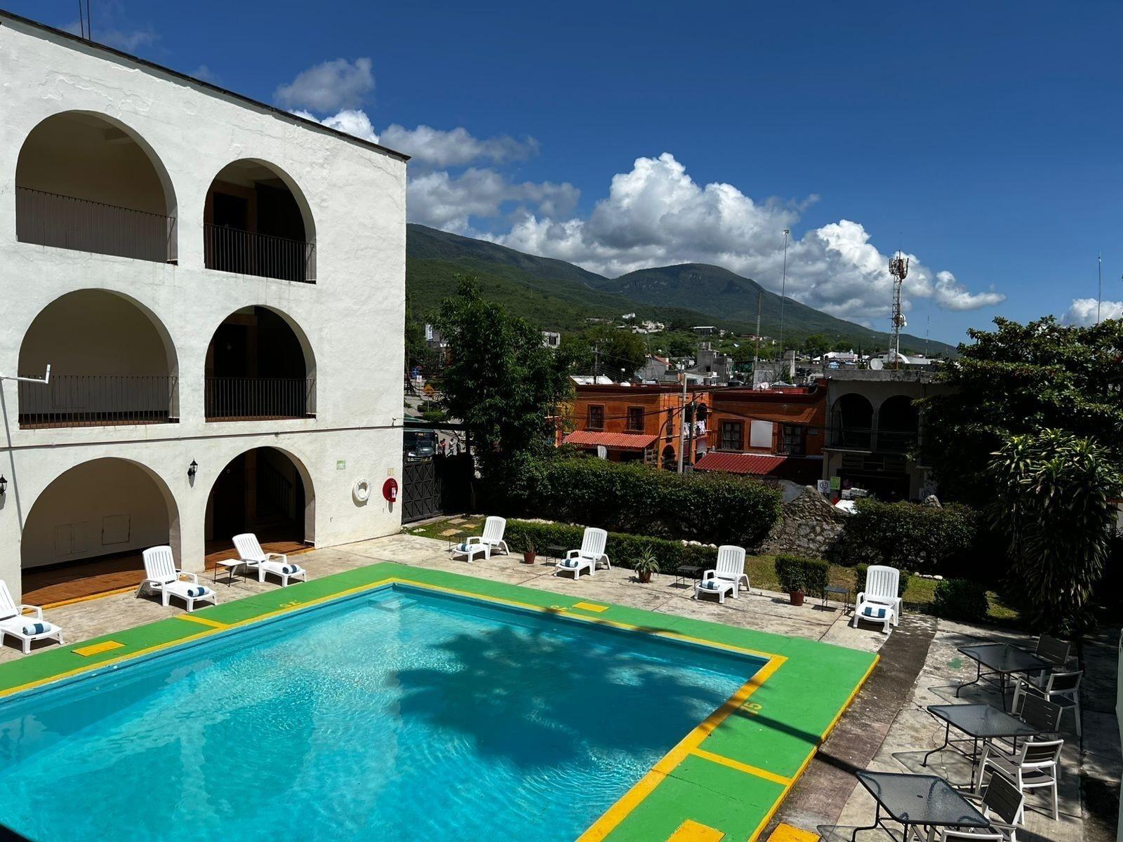 Vista Piscina Hotel Hacienda de Jalpan