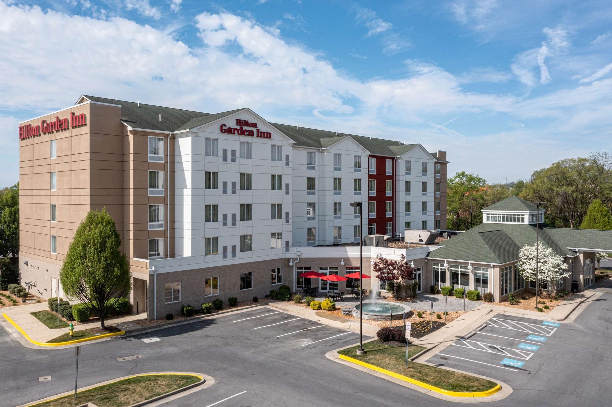Vista Exterior Hilton Garden Inn Winchester