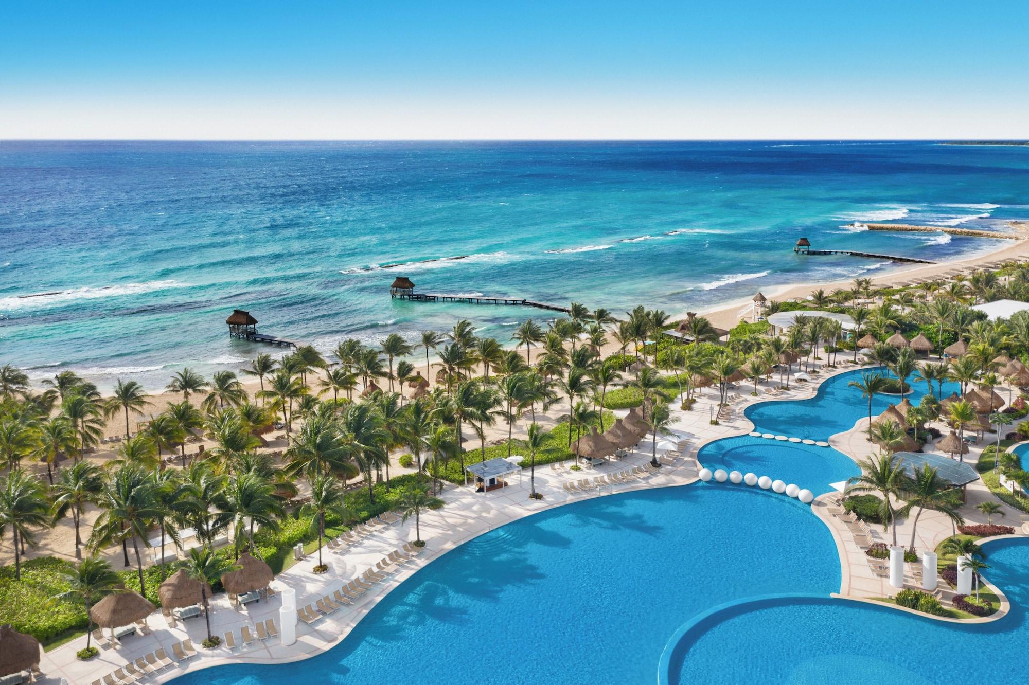Vista Piscina Ocean Breeze Riviera Maya