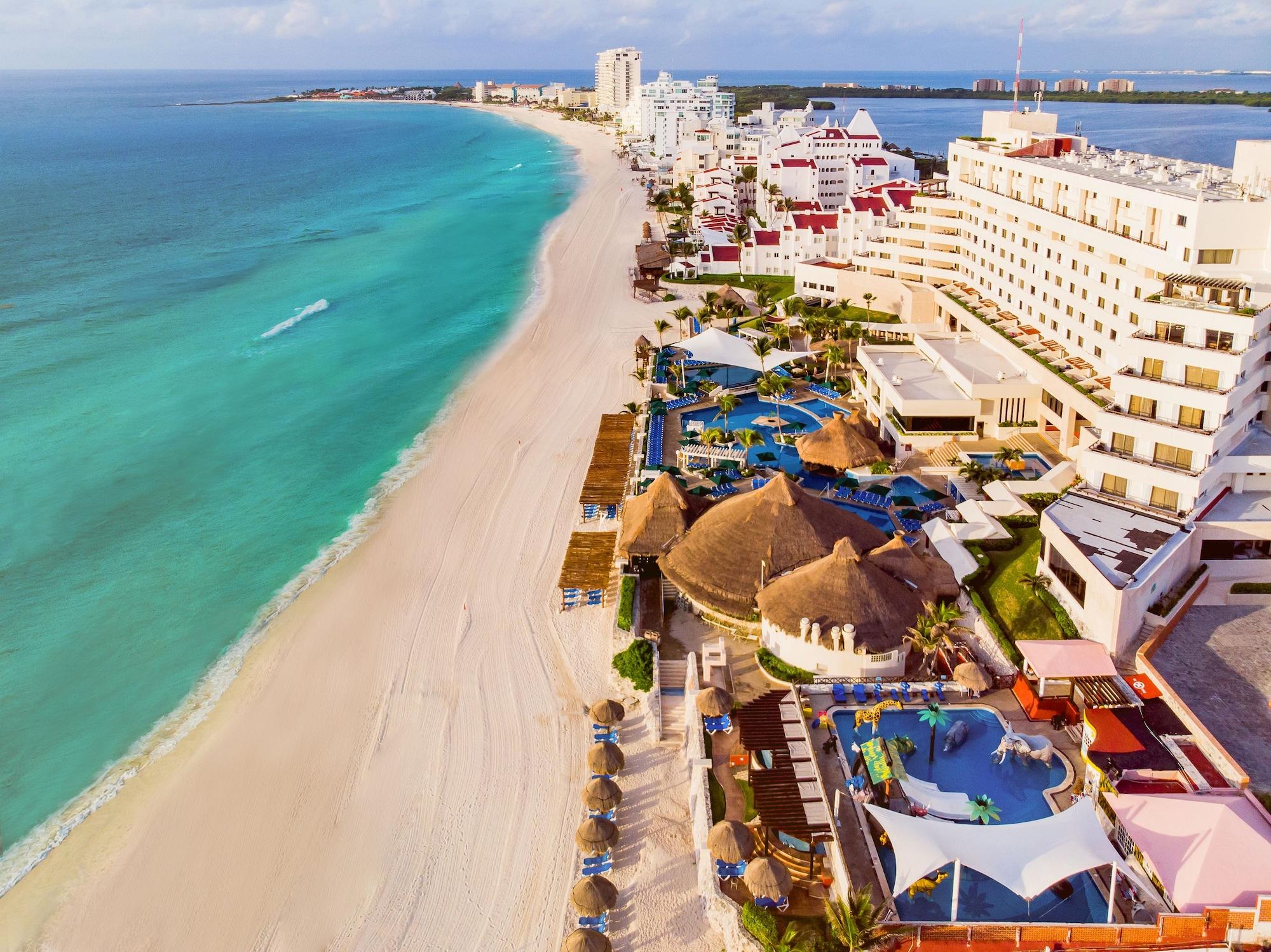 Vista Exterior Royal Solaris Cancun - All Inclusive
