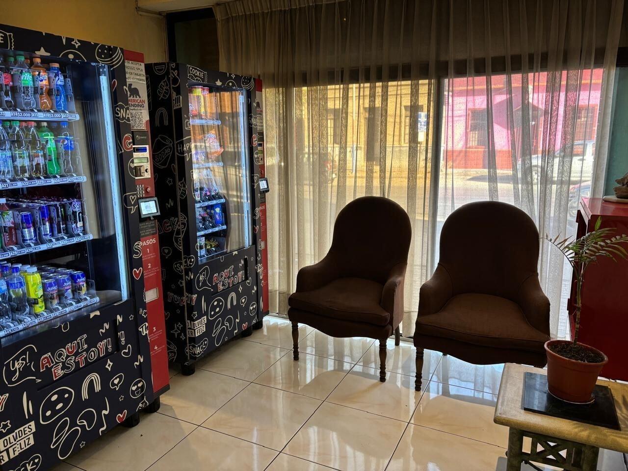 Comodidades del Alojamiento Hotel Dacarlo
