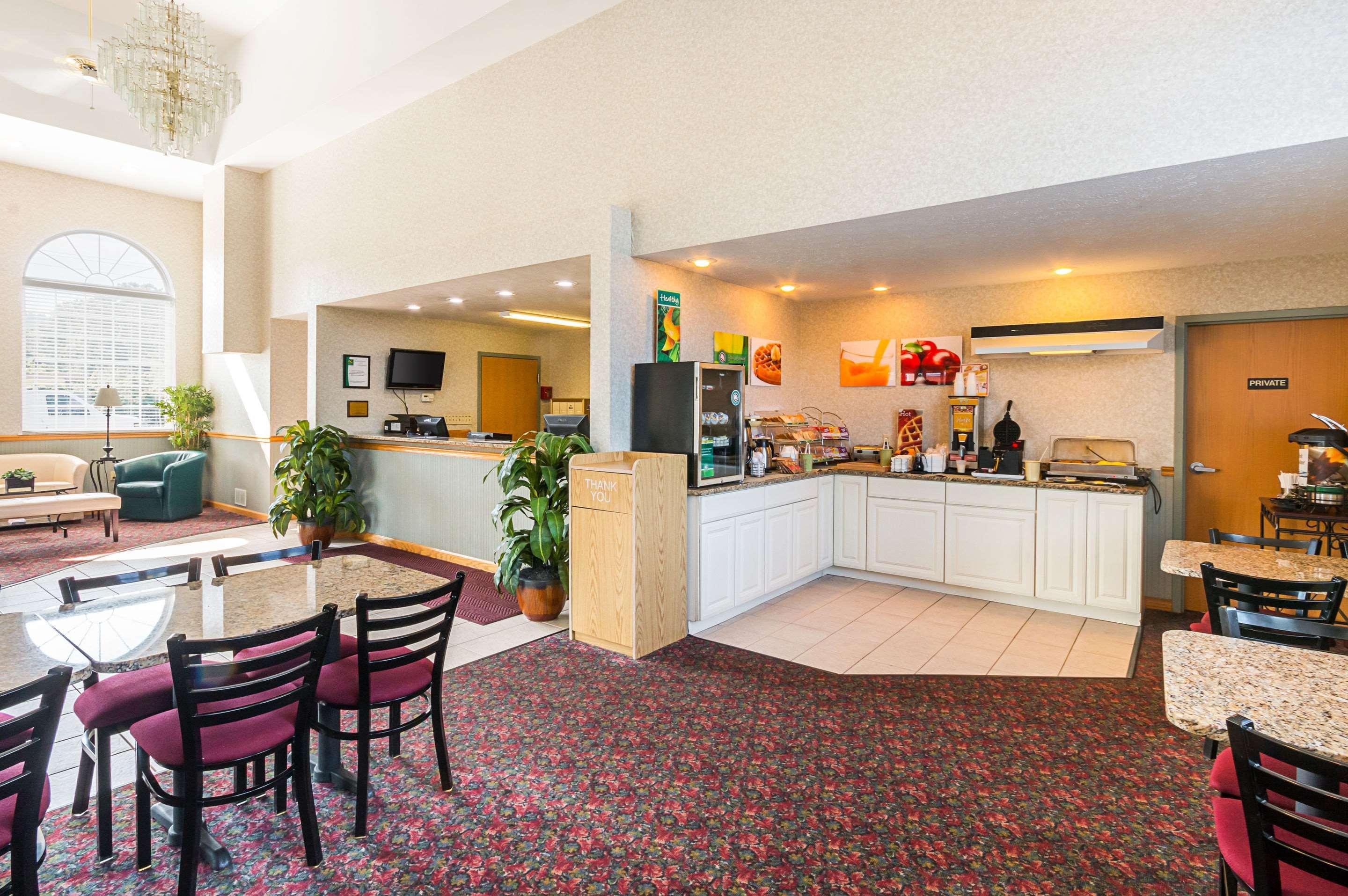 Restaurant Quality Inn Weston