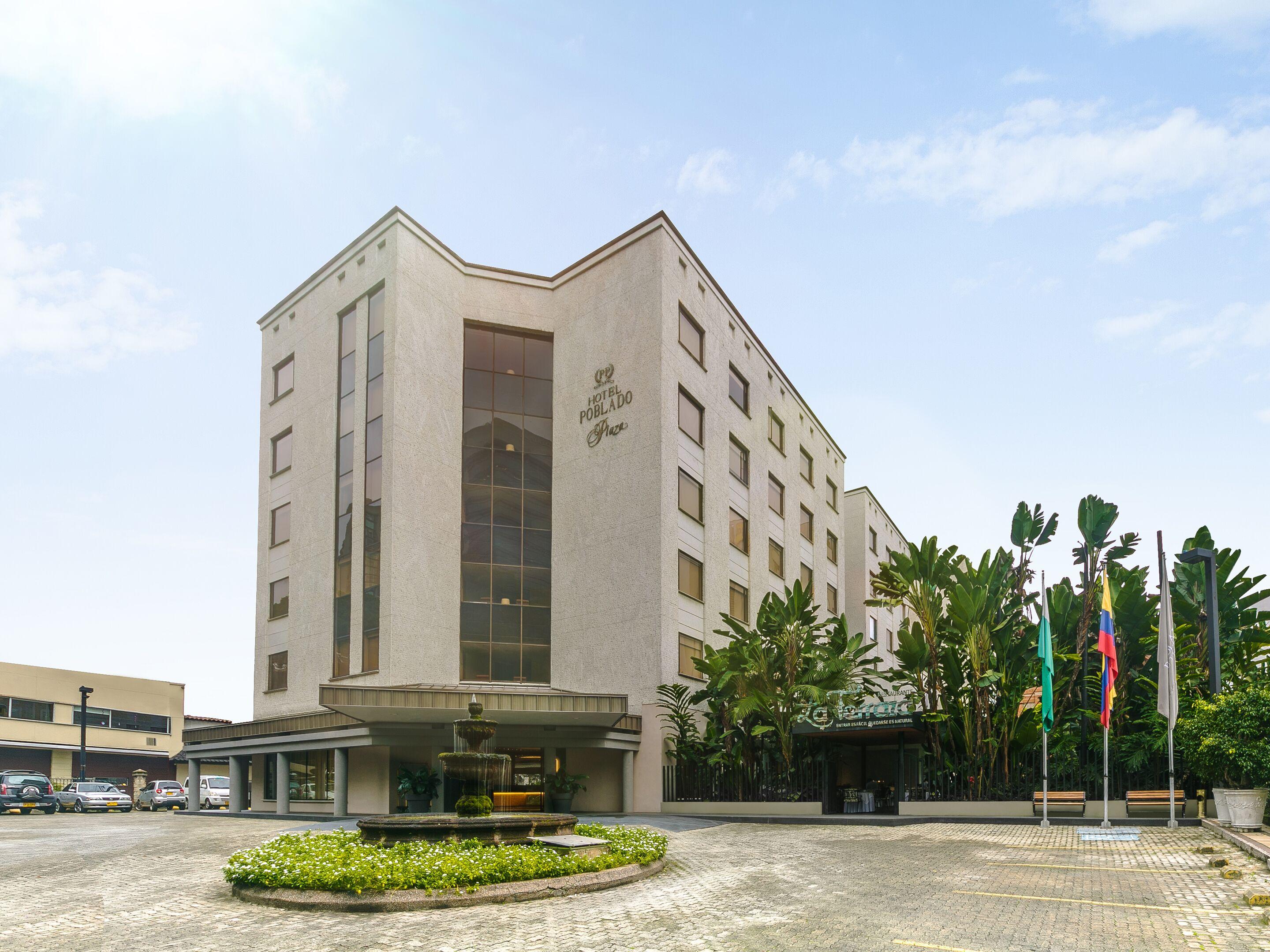 Vista Exterior Hotel Poblado Plaza
