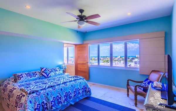 Isla 33 - 4 Bedroom PH #1301 - Hoteles 4 estrellas en Isla Mujeres, México