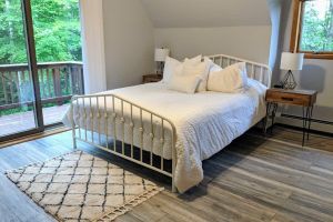 Alquiler Vacacional - Twin Mountain River House - Gorgeous White Mountain Escape!