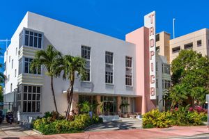 Alojamiento - Tropics Hotel