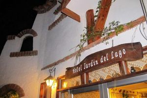 Alojamiento - Apart Hotel Jardín del Lago