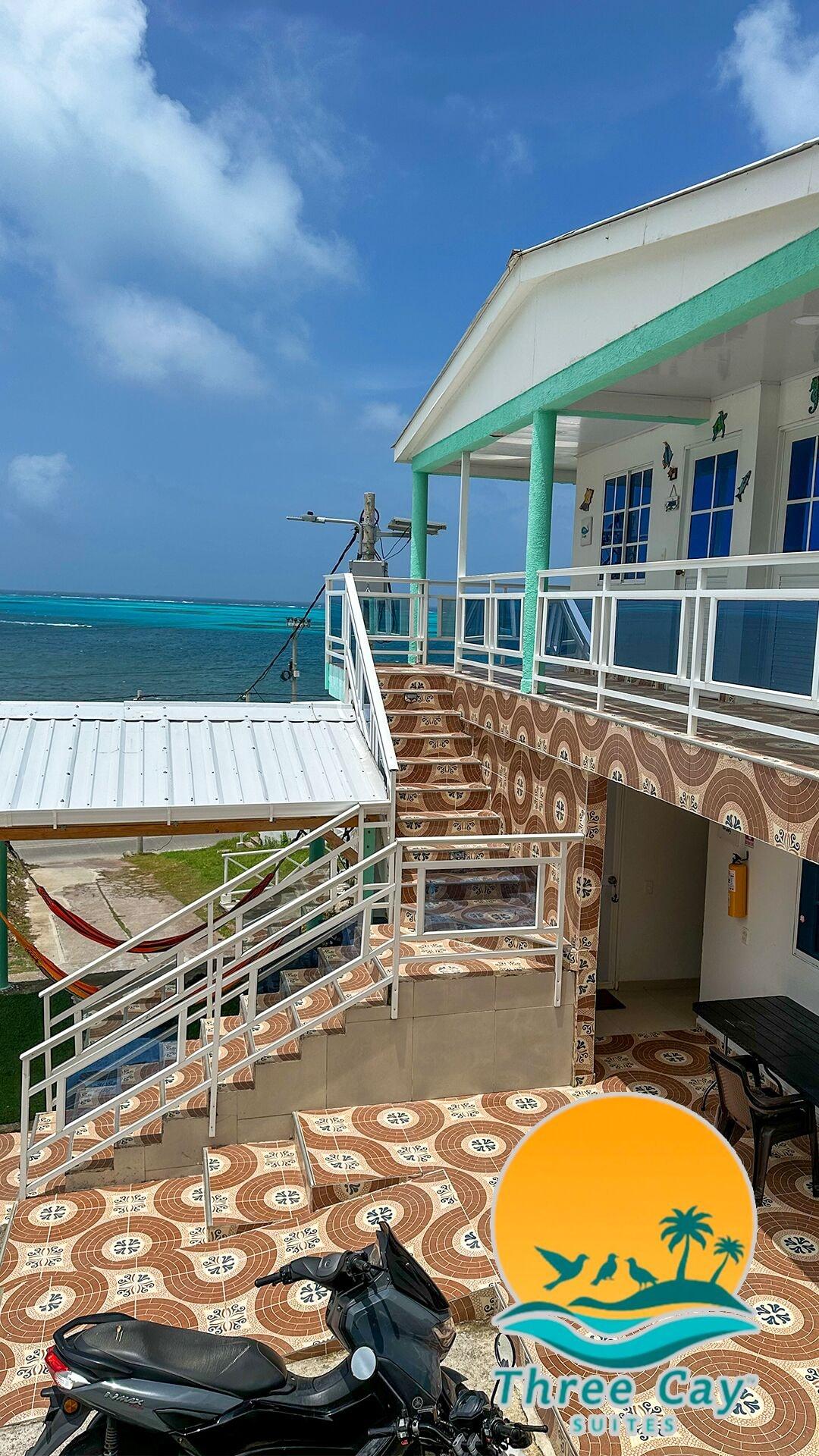 Varios Posada Three Cay Suites