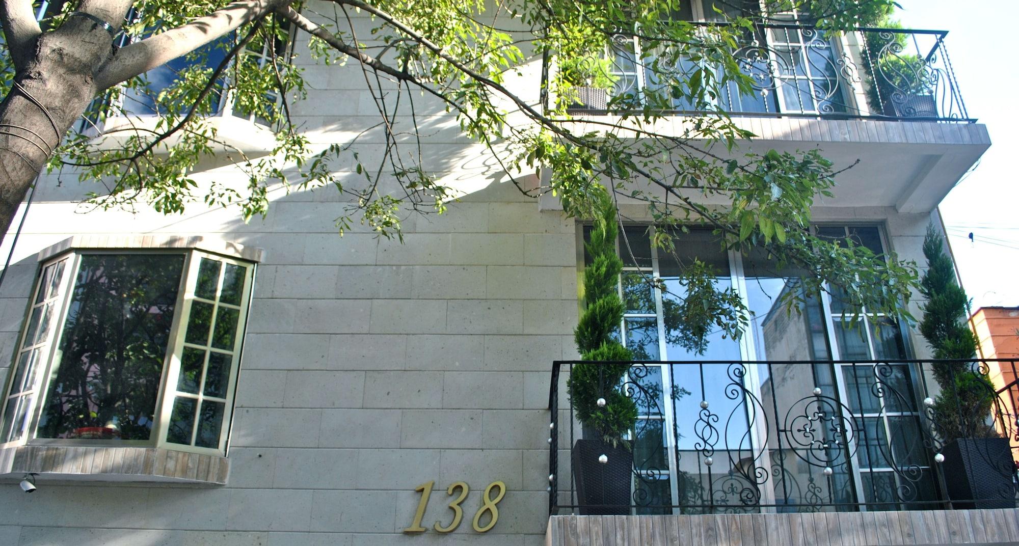 Vista Exterior Business Suites SG