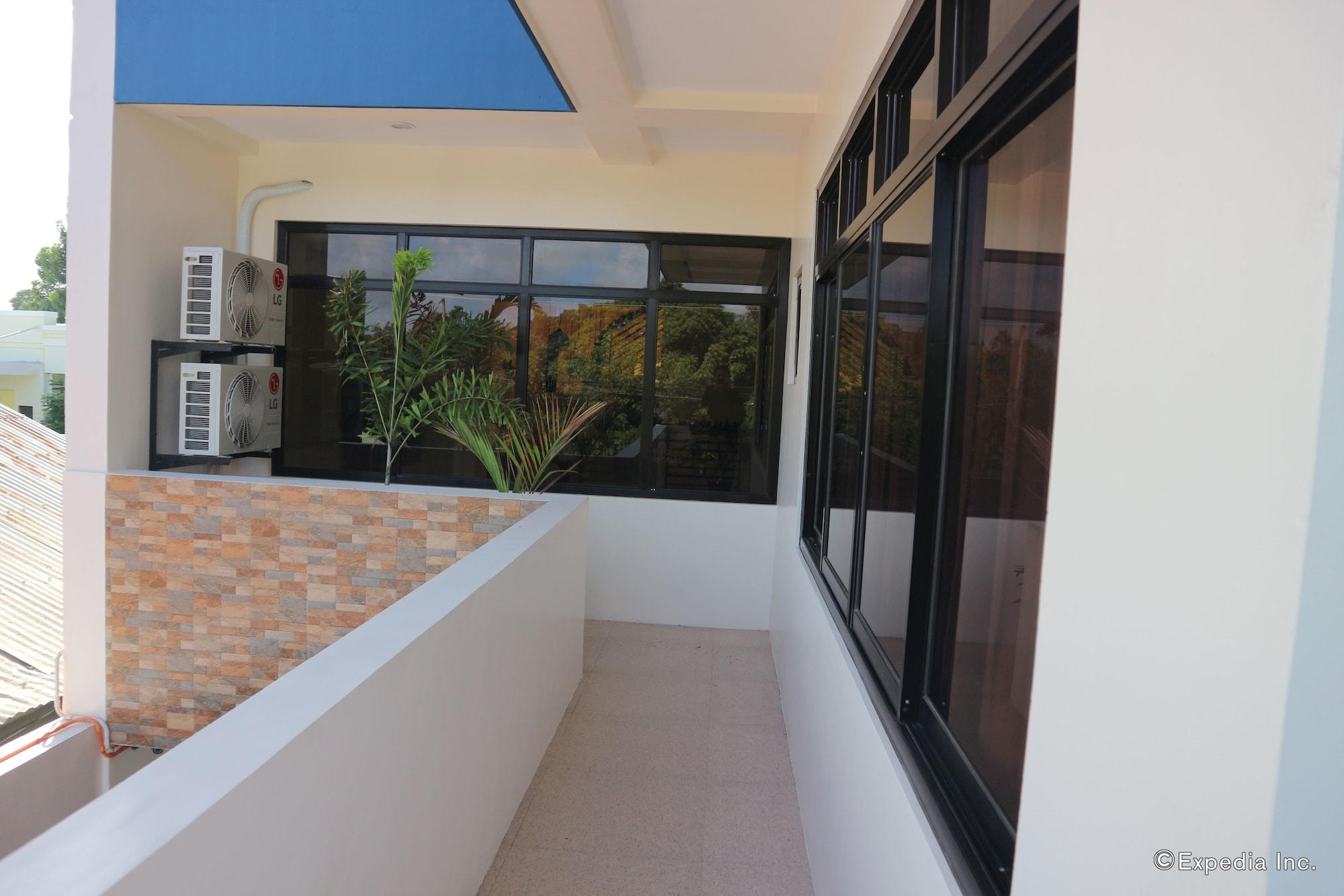 Vista Exterior La Trinidad Pension House