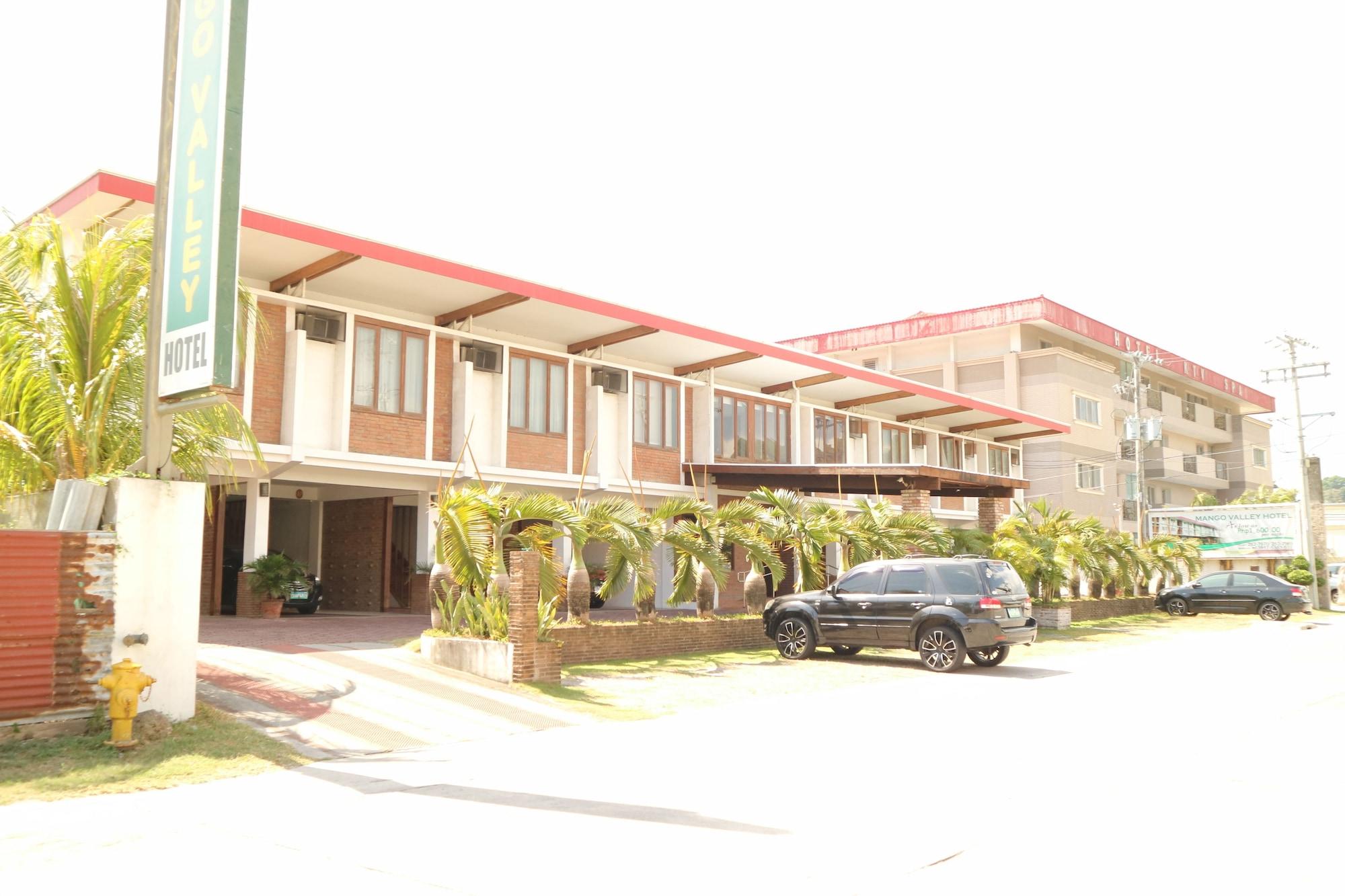 Vista Exterior Mango Valley Hotel 2