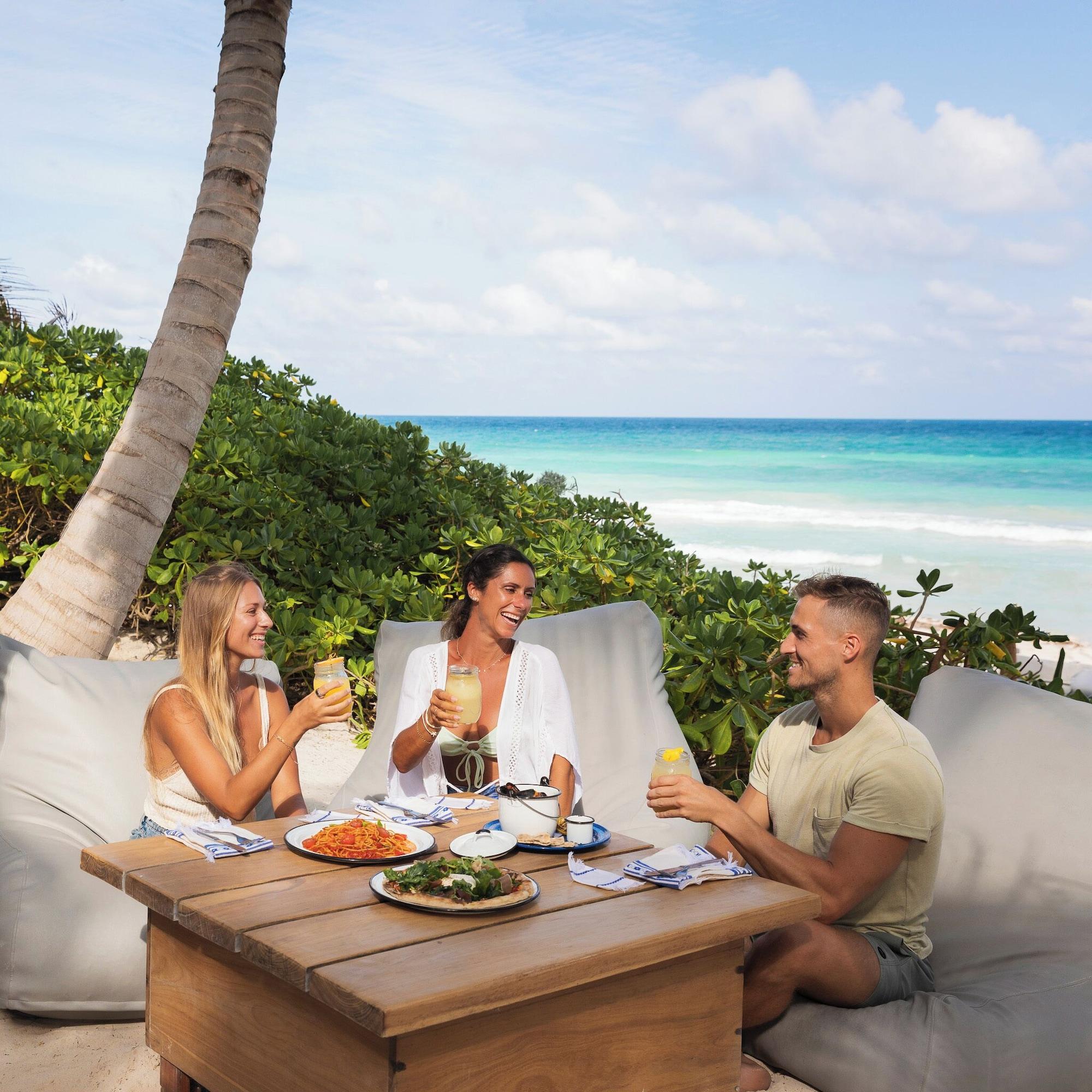 Restaurant La Zebra Tulum - a Small Luxury Hotel