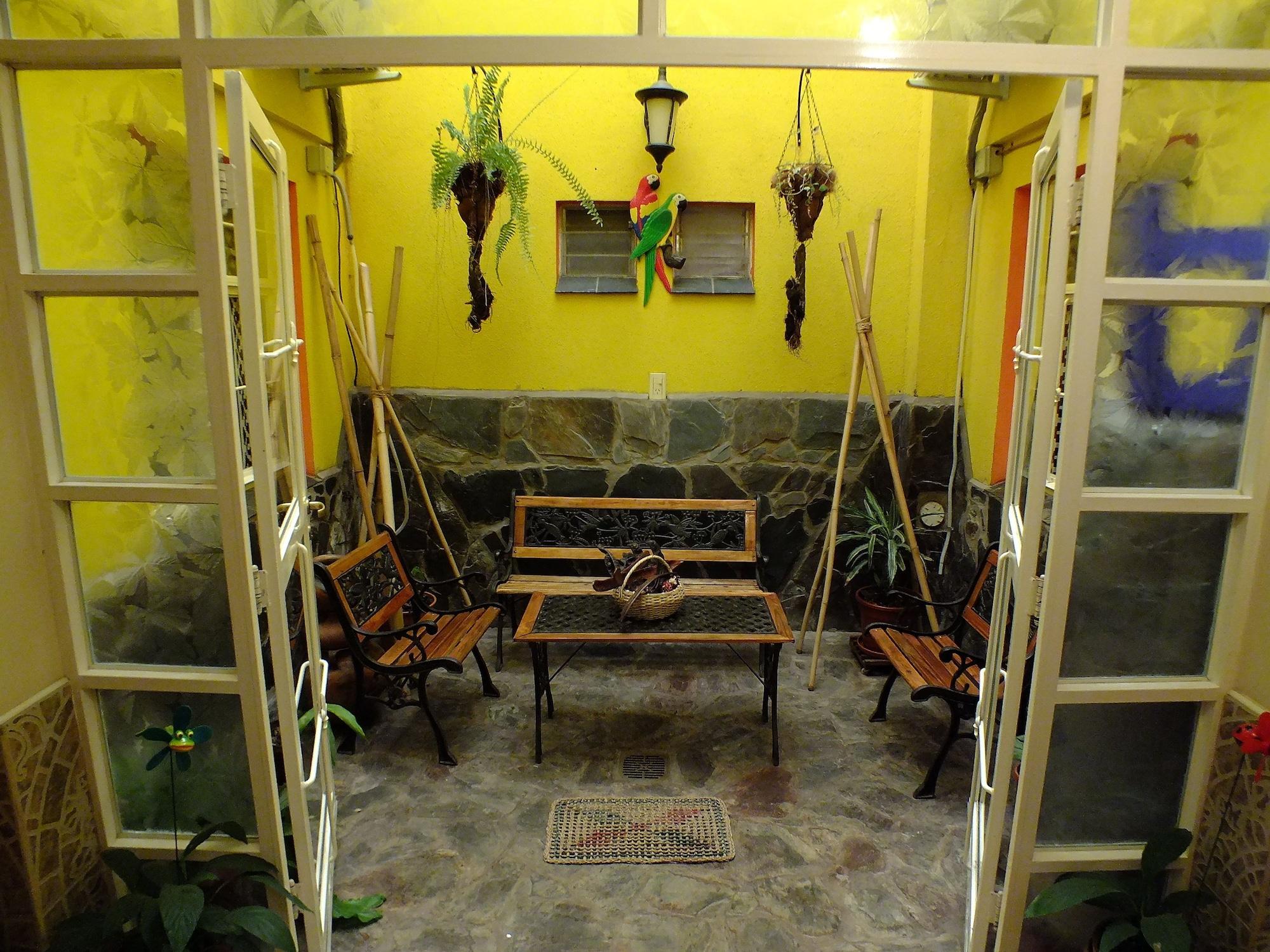 Vista Lobby La Casa de Mia Mama