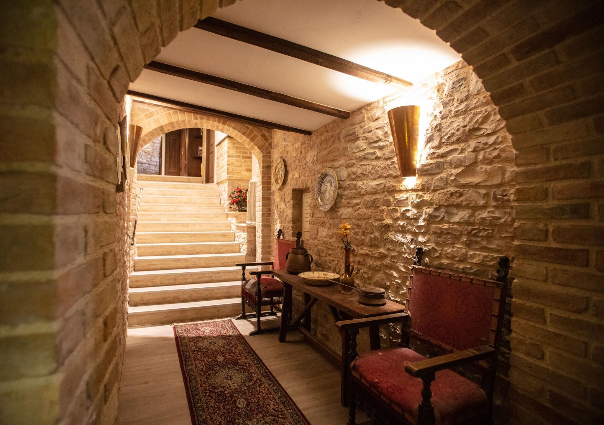 Vista Lobby Hotel Ristorante La Bastiglia