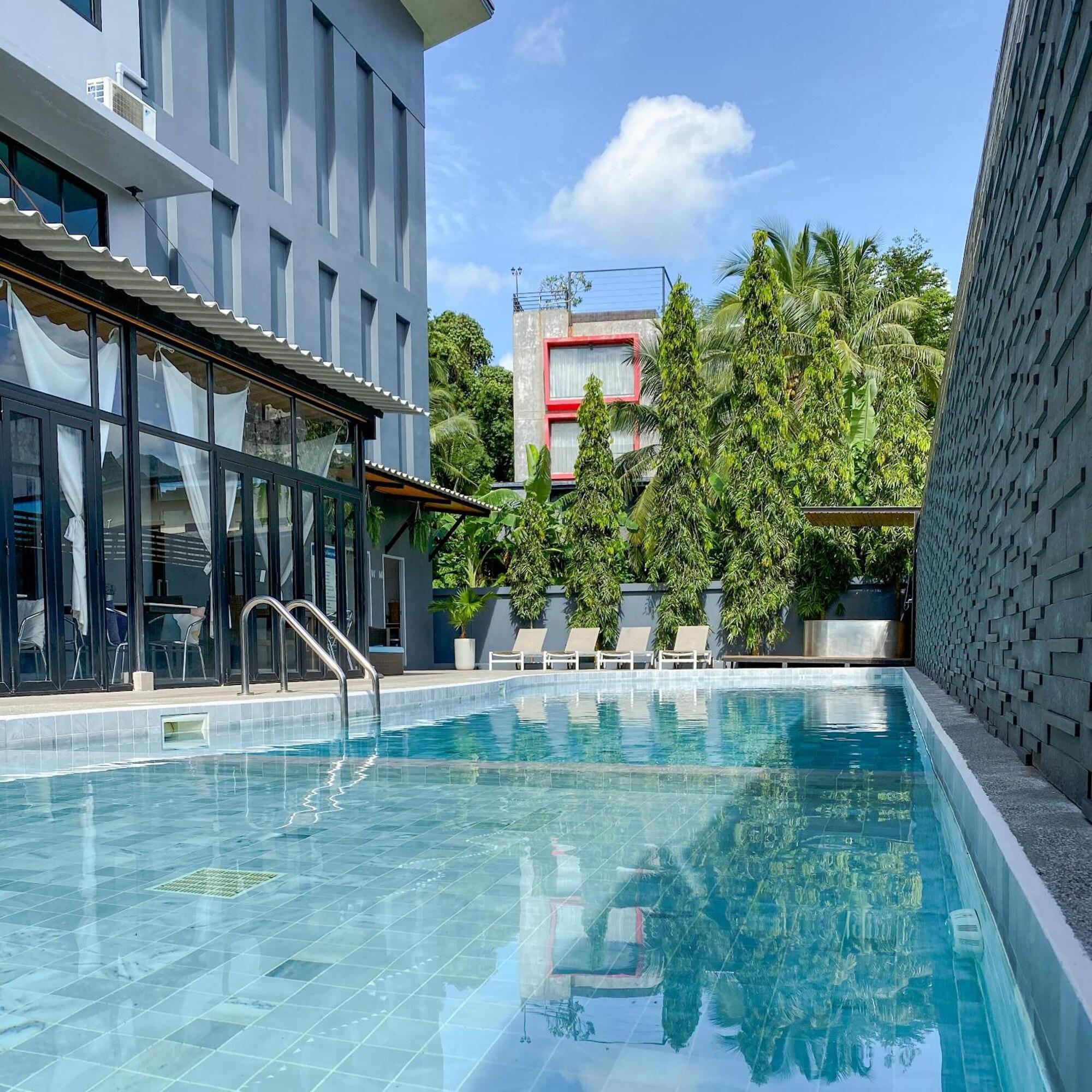 Vista Piscina The Galla Hotel