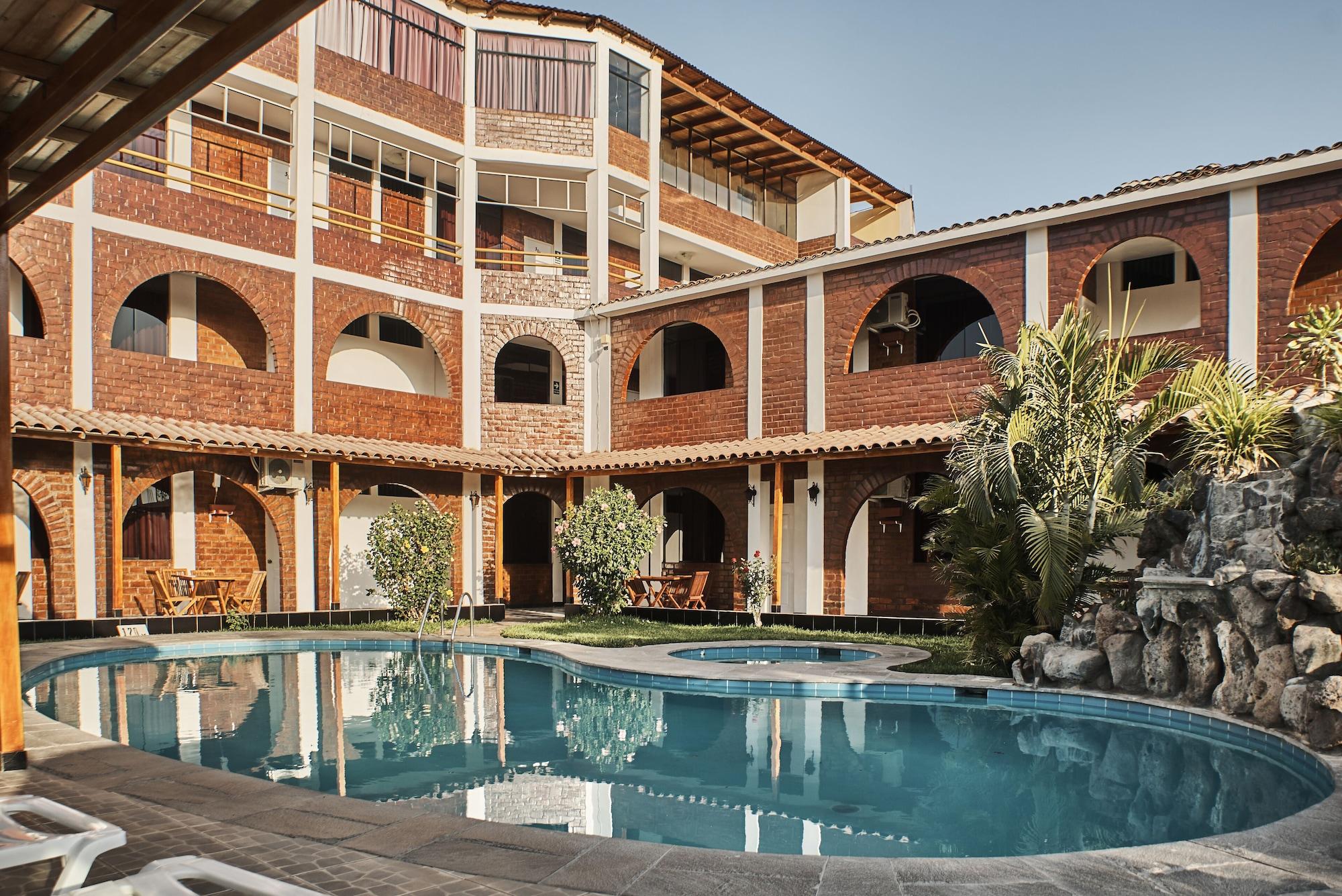 Varios Bris Hotel