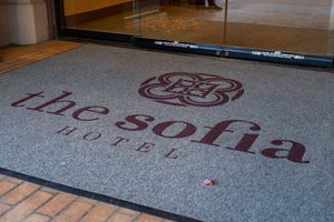 Alojamiento - The Sofia Hotel