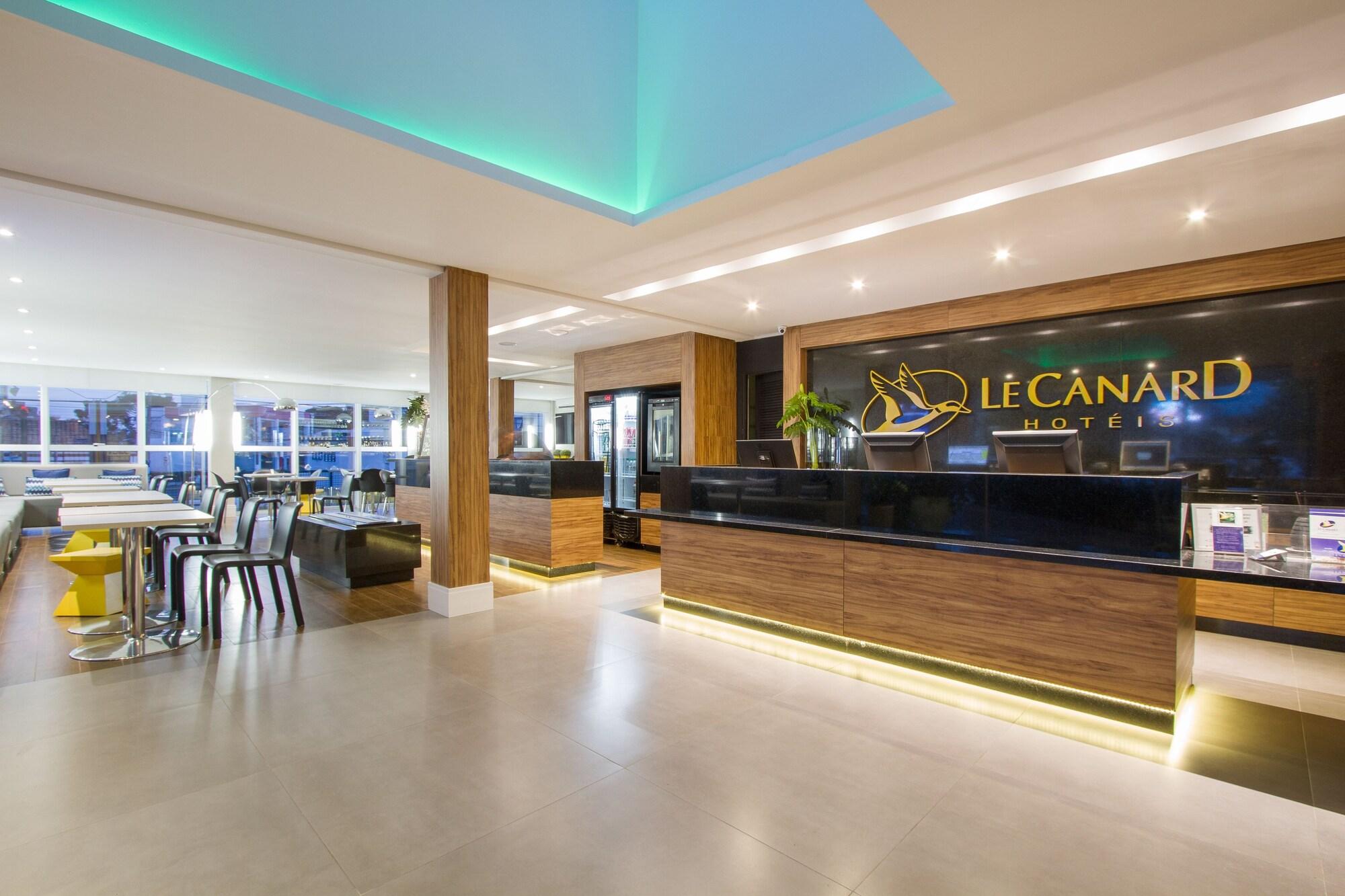 Vista Lobby Hotéis Le Canard