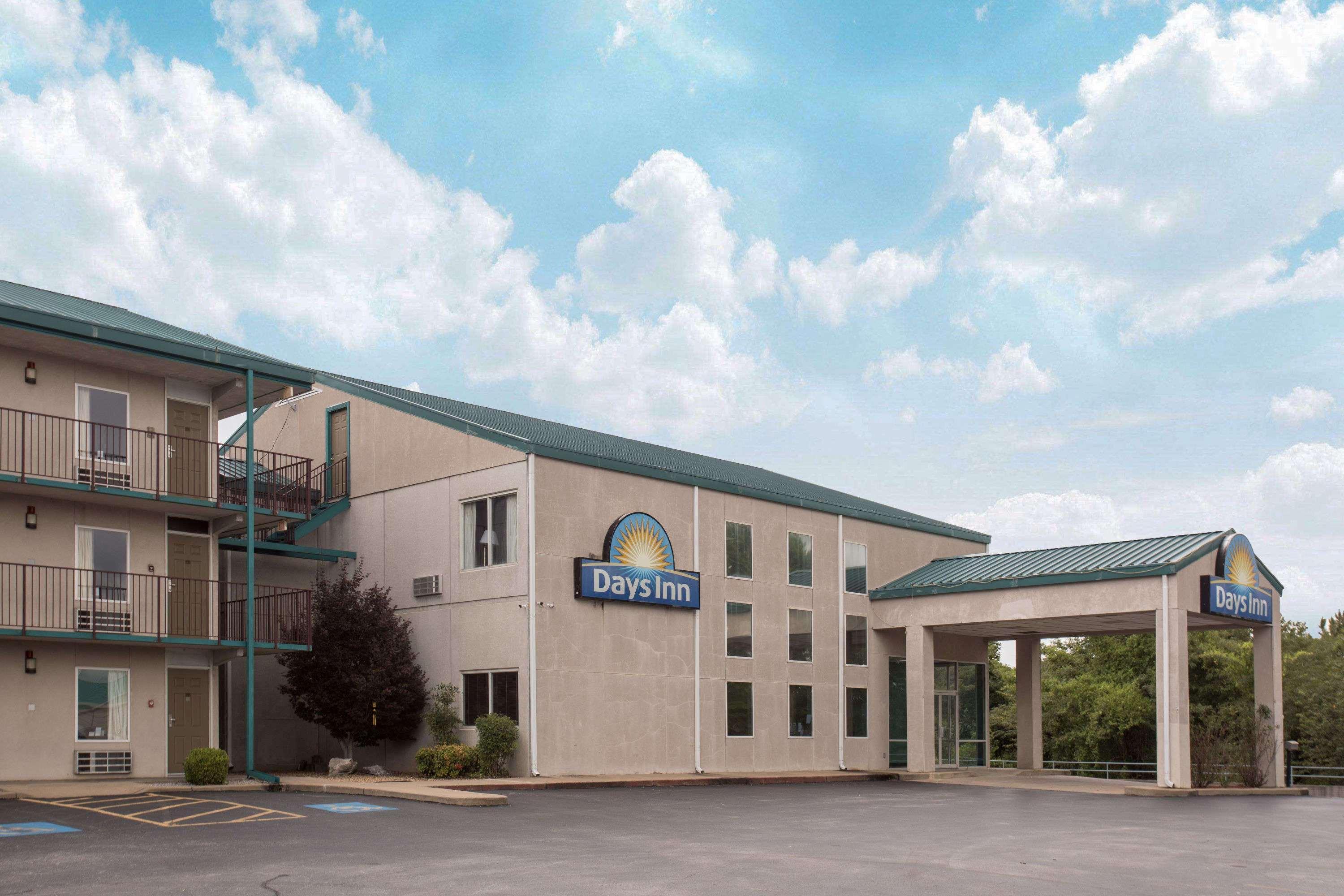 Varios Days Inn by Wyndham Harrison
