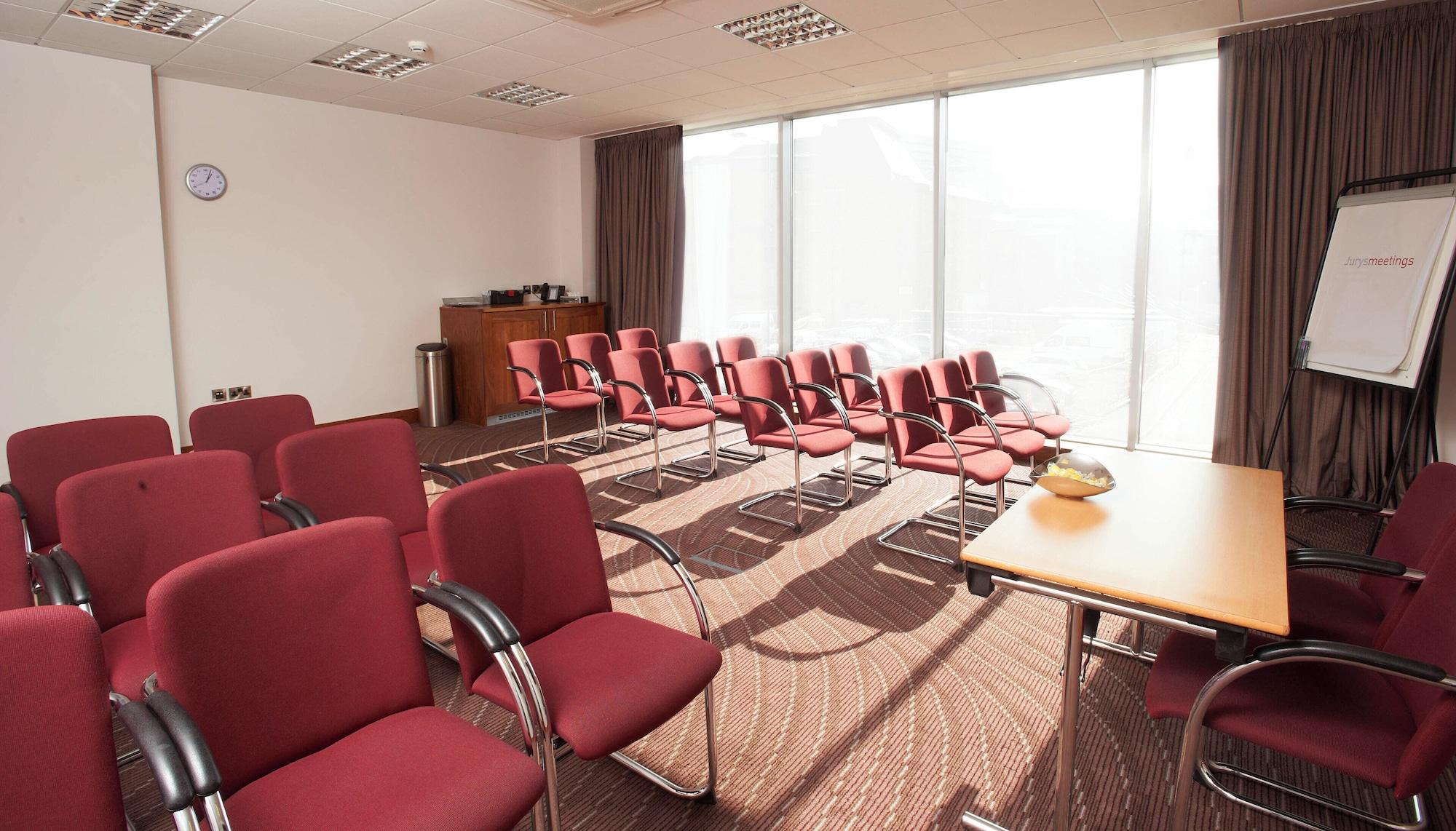 Sala de Reuniones Leonardo Hotel London Watford